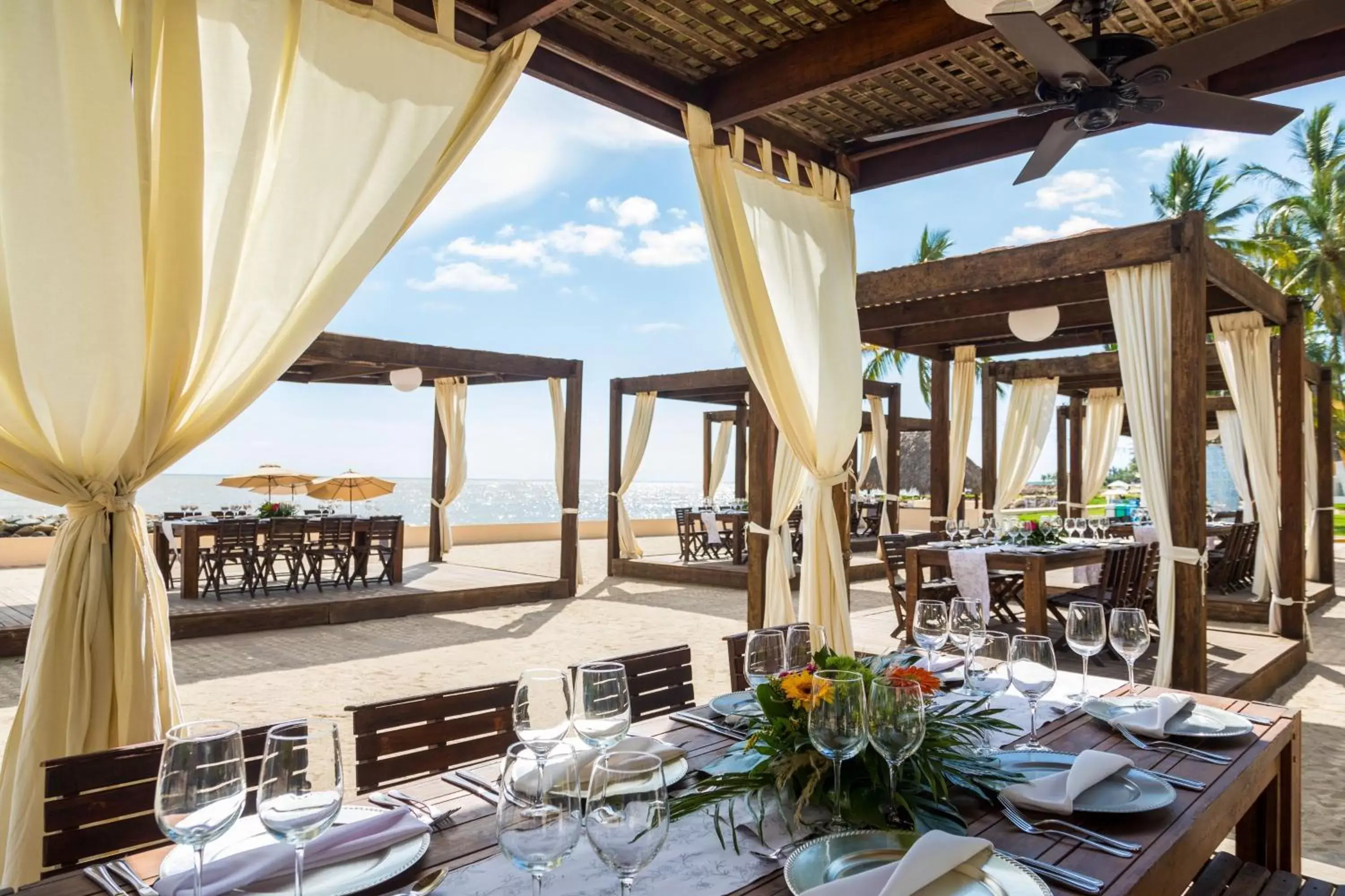 Meeting/conference room, Restaurant/Places to Eat in The Westin Resort & Spa, Puerto Vallarta