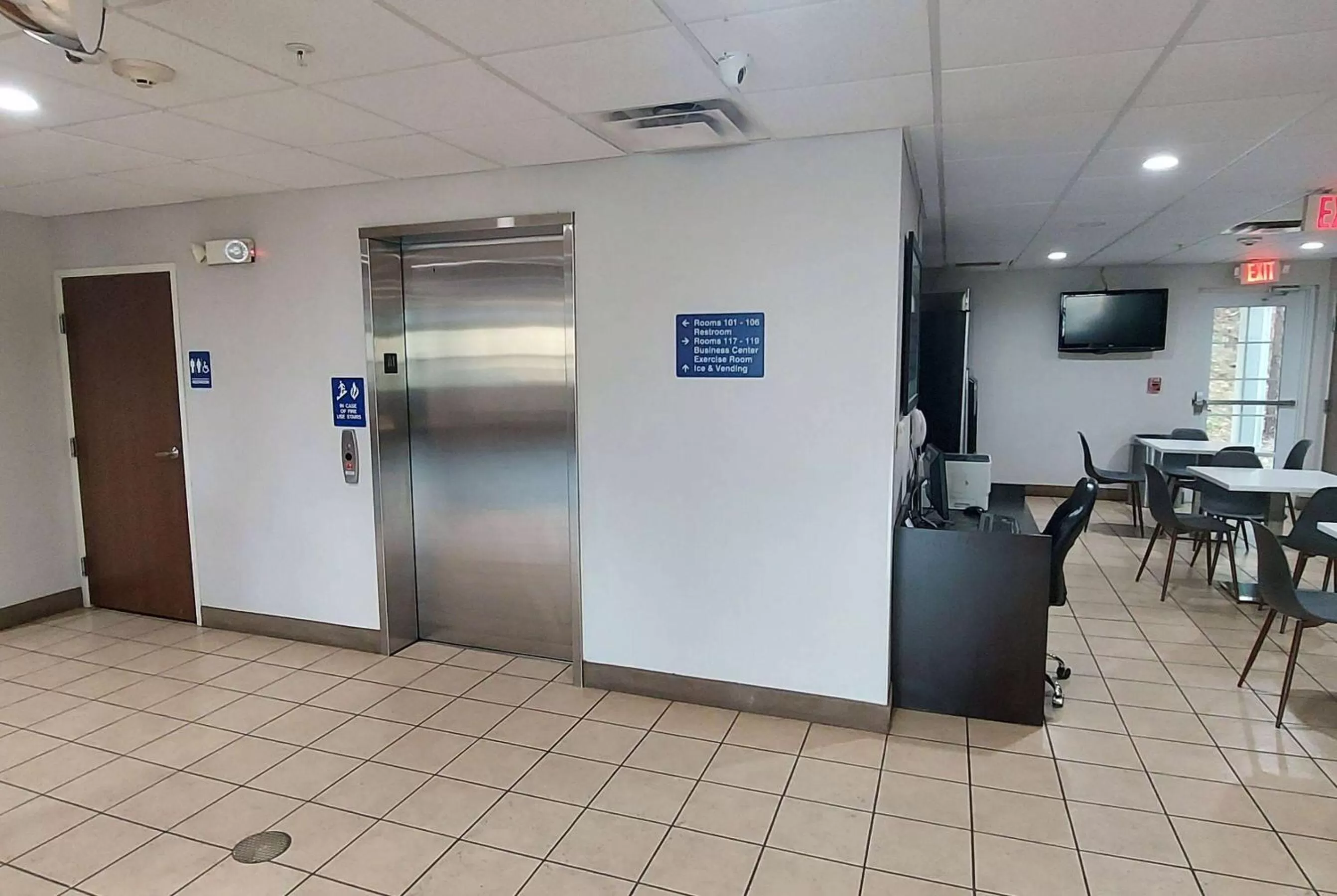 Lobby or reception in Microtel Inn & Suites by Wyndham Hoover/Birmingham