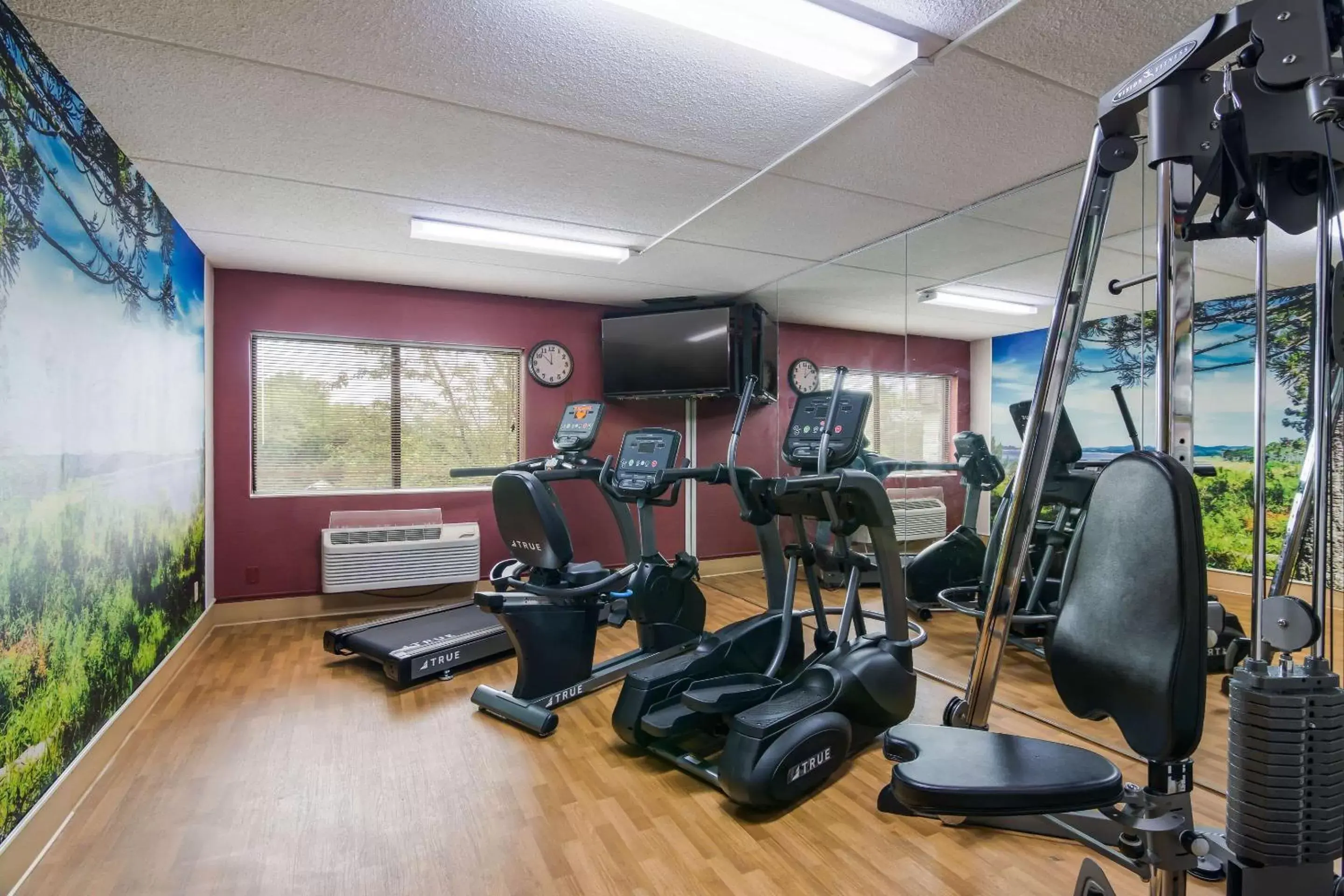 Activities, Fitness Center/Facilities in Clarion Pointe Jamestown - Falconer