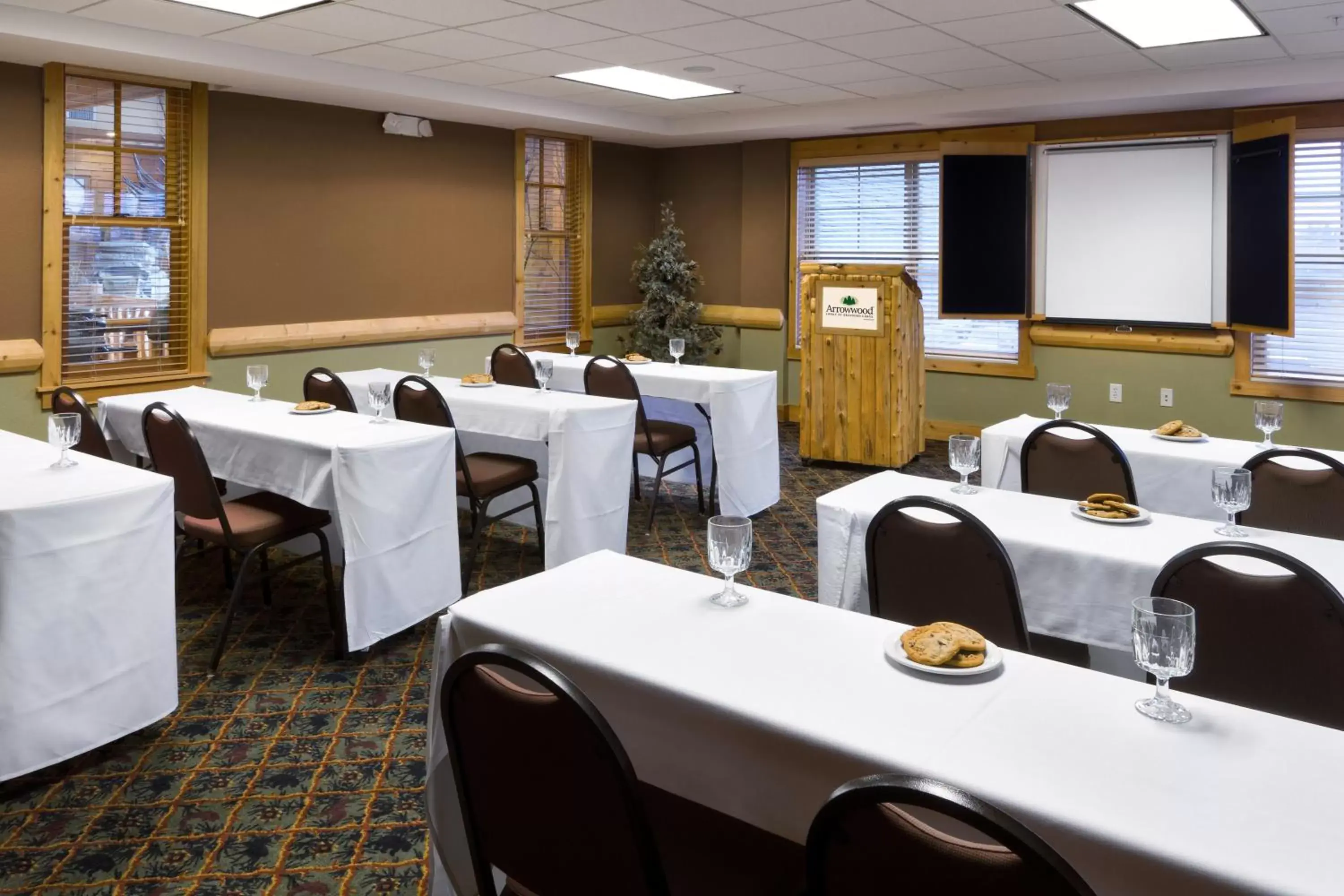 Business facilities in Arrowwood Lodge at Brainerd Lakes