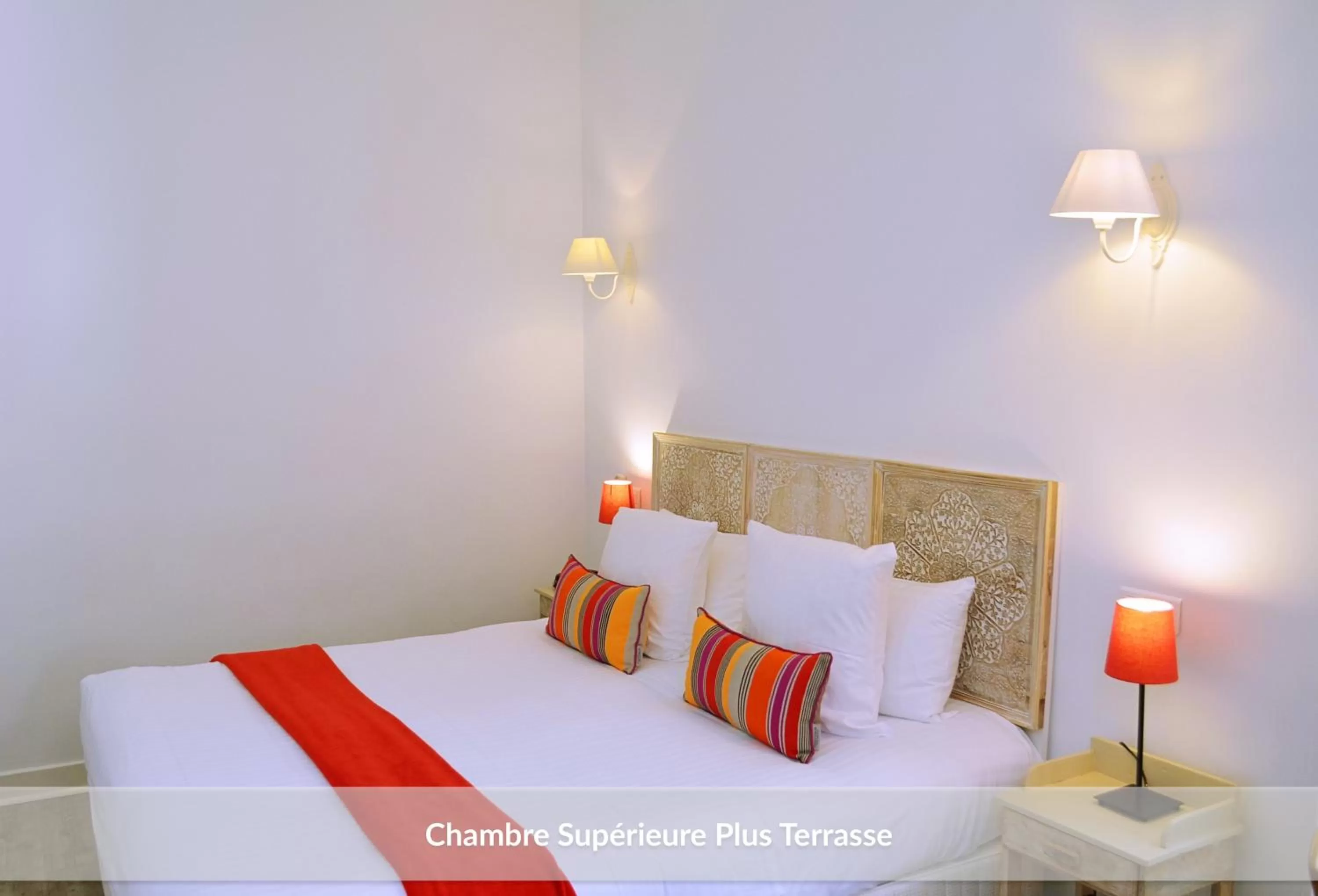 Bed in Hôtel & Espace Bien-être La Maison du Lierre