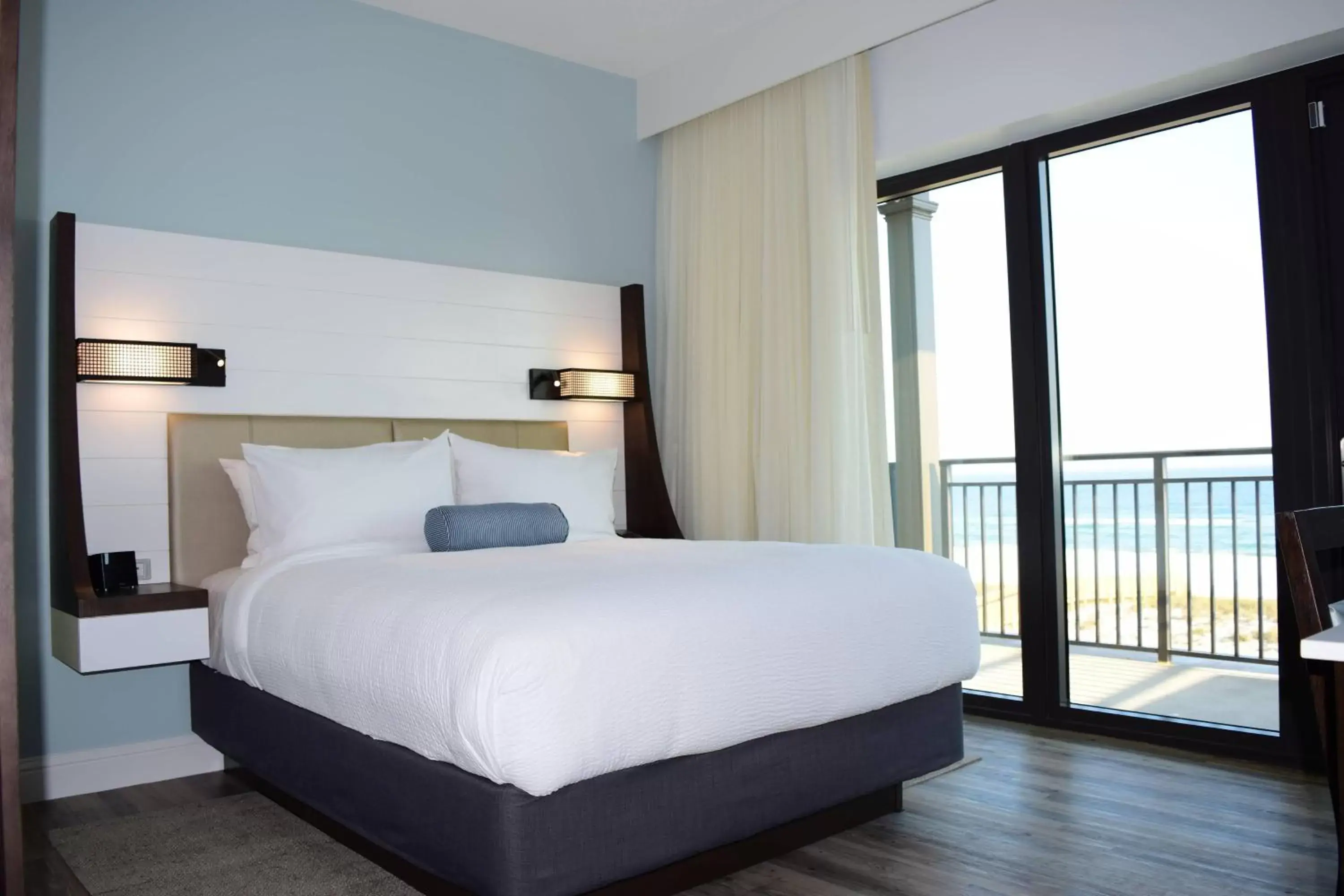 Bedroom, Bed in SpringHill Suites by Marriott Navarre Beach