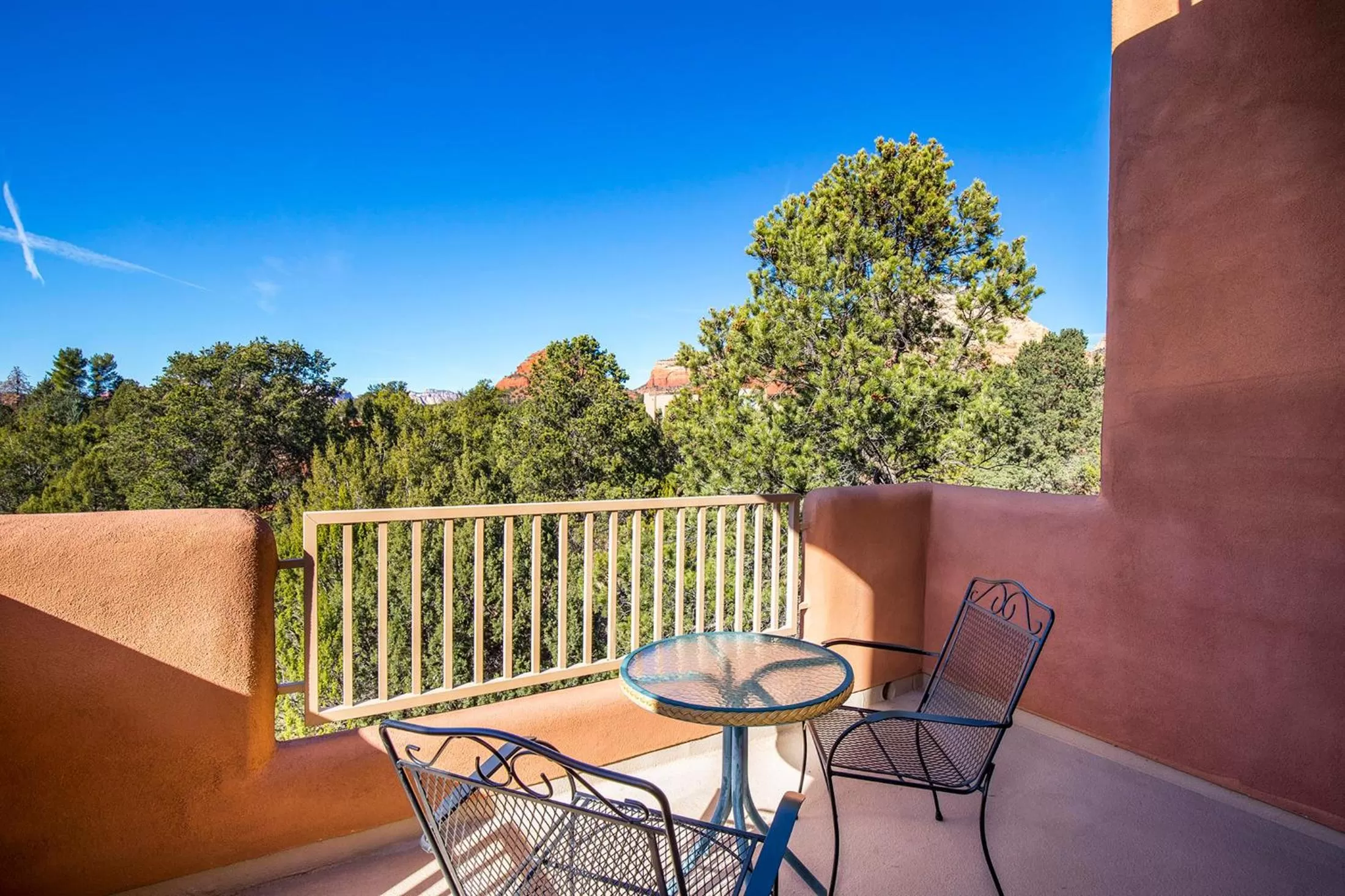 Mountain view, Balcony/Terrace in Alma De Sedona Inn B&B