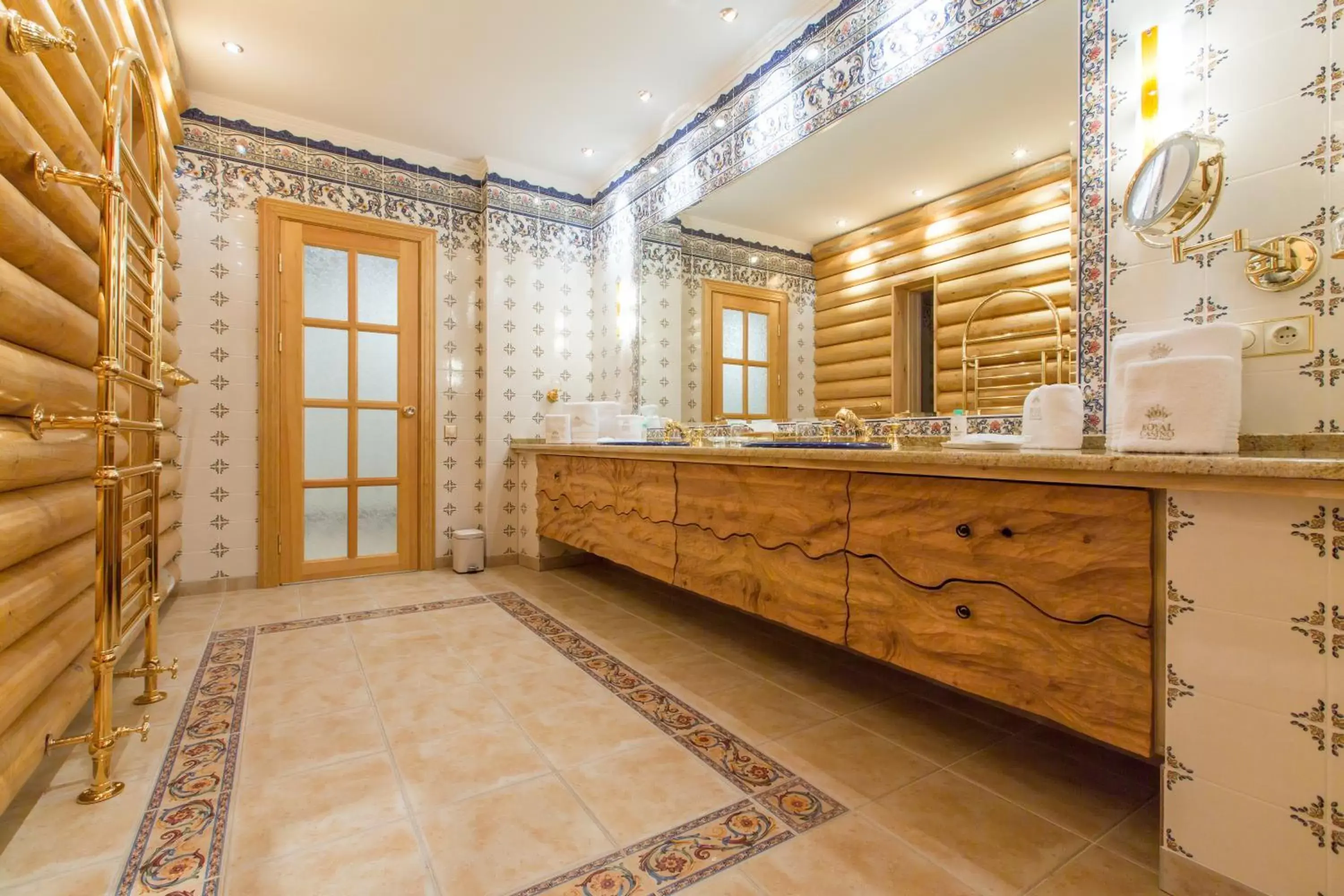 Bathroom, Lobby/Reception in Royal Casino SPA & Hotel Resort