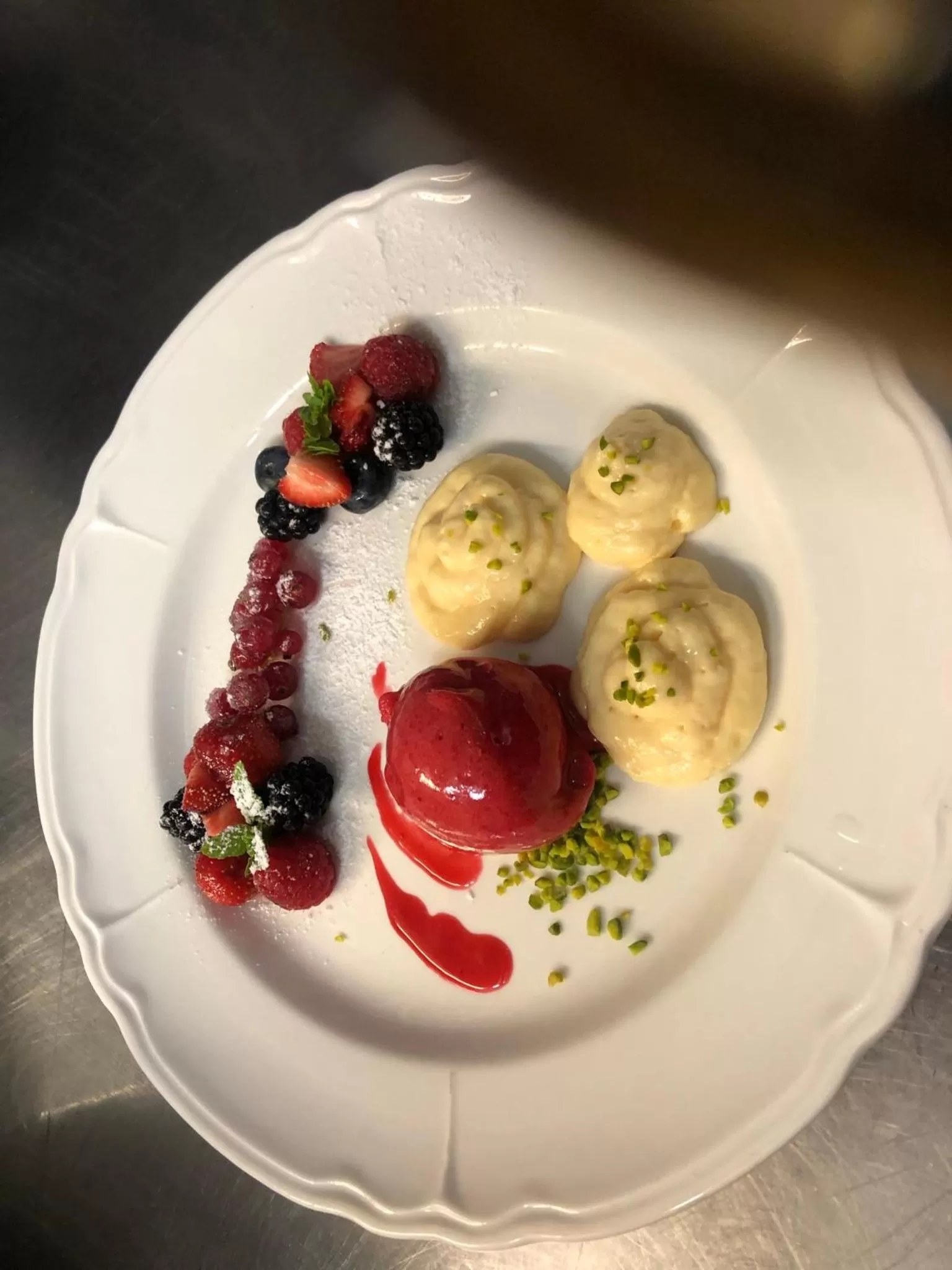 Restaurant/places to eat in Hotel Allegra