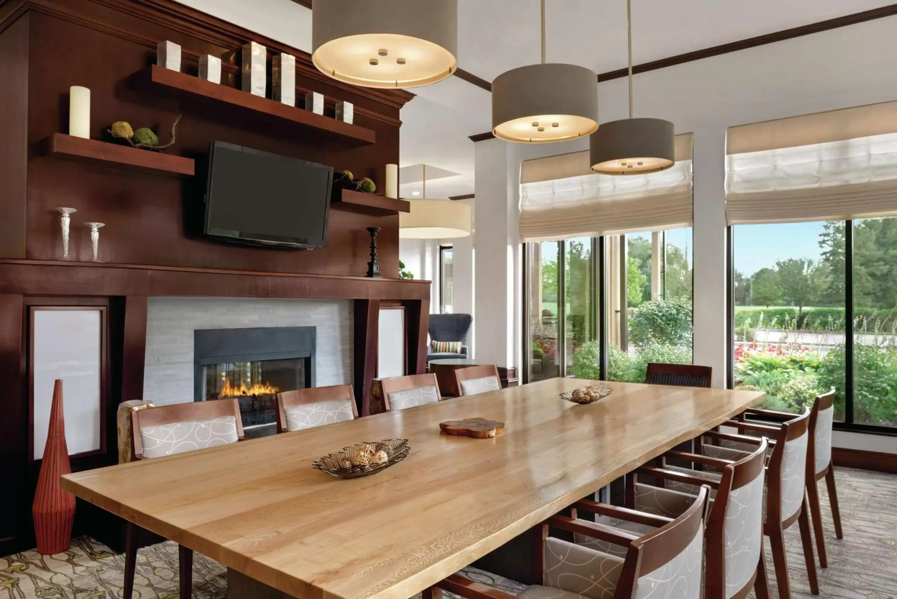 Lobby or reception, Dining Area in Hilton Garden Inn South Bend