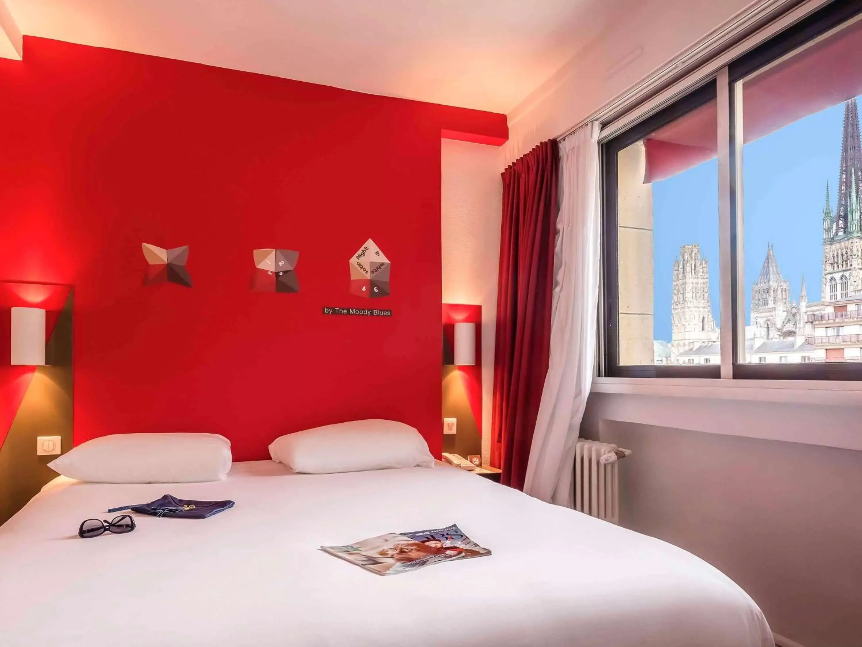 Photo of the whole room, Bed in Ibis Styles Rouen Centre Cathédrale