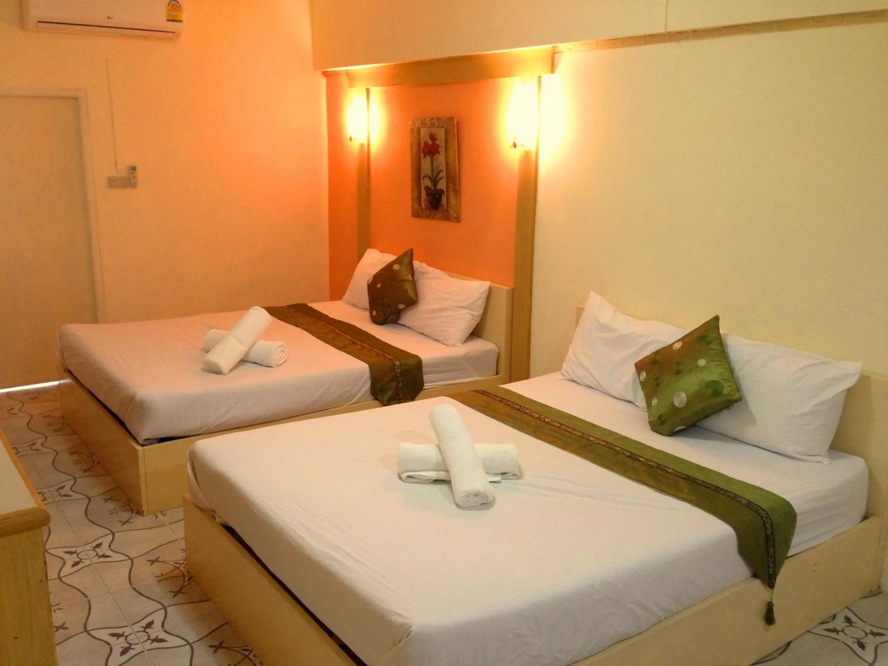 Bed in Casa Narinya @ Suvarnabhumi Airport