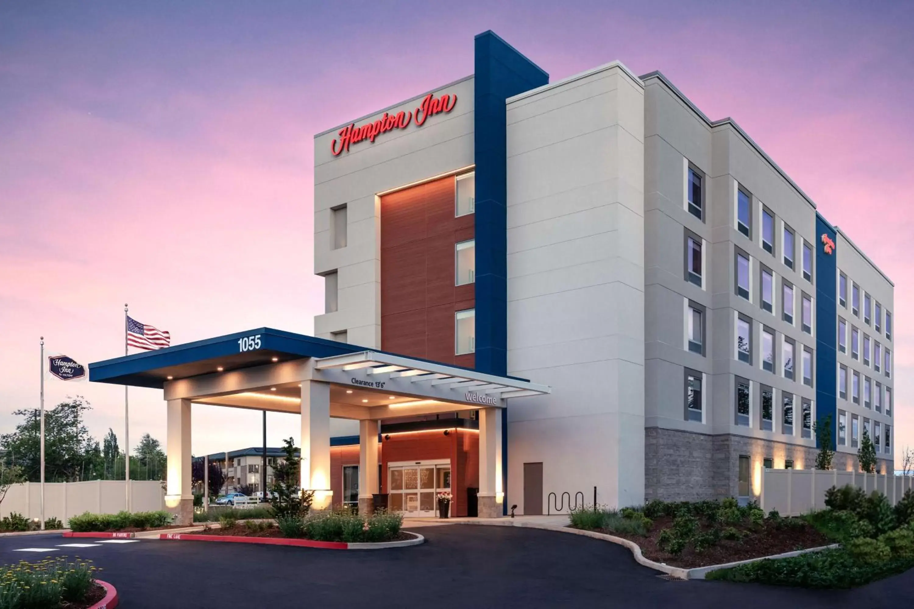 Property Building in Hampton Inn Bellingham Airport, WA