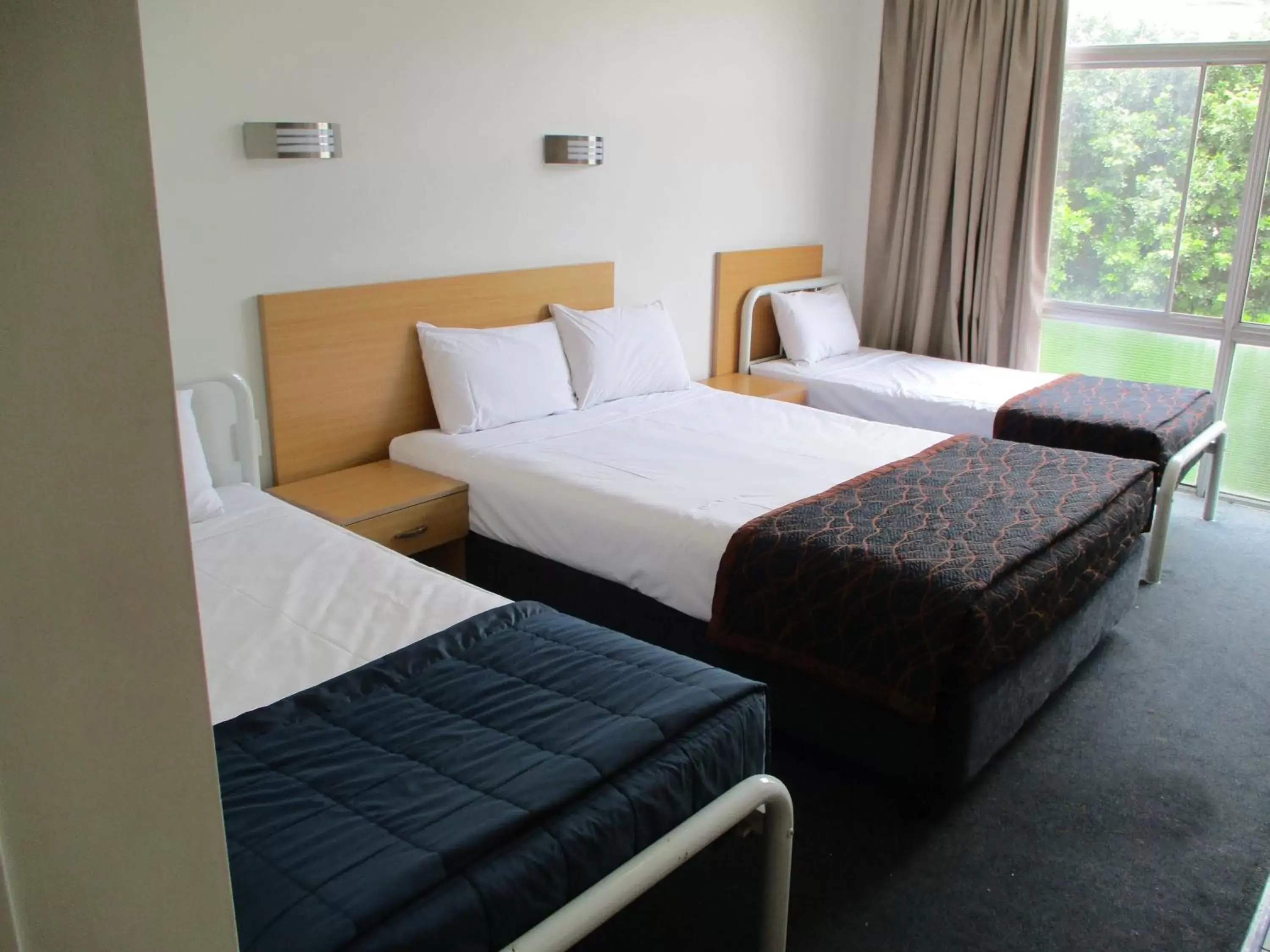 Bed in Airway Motel Bed in Airway Motel