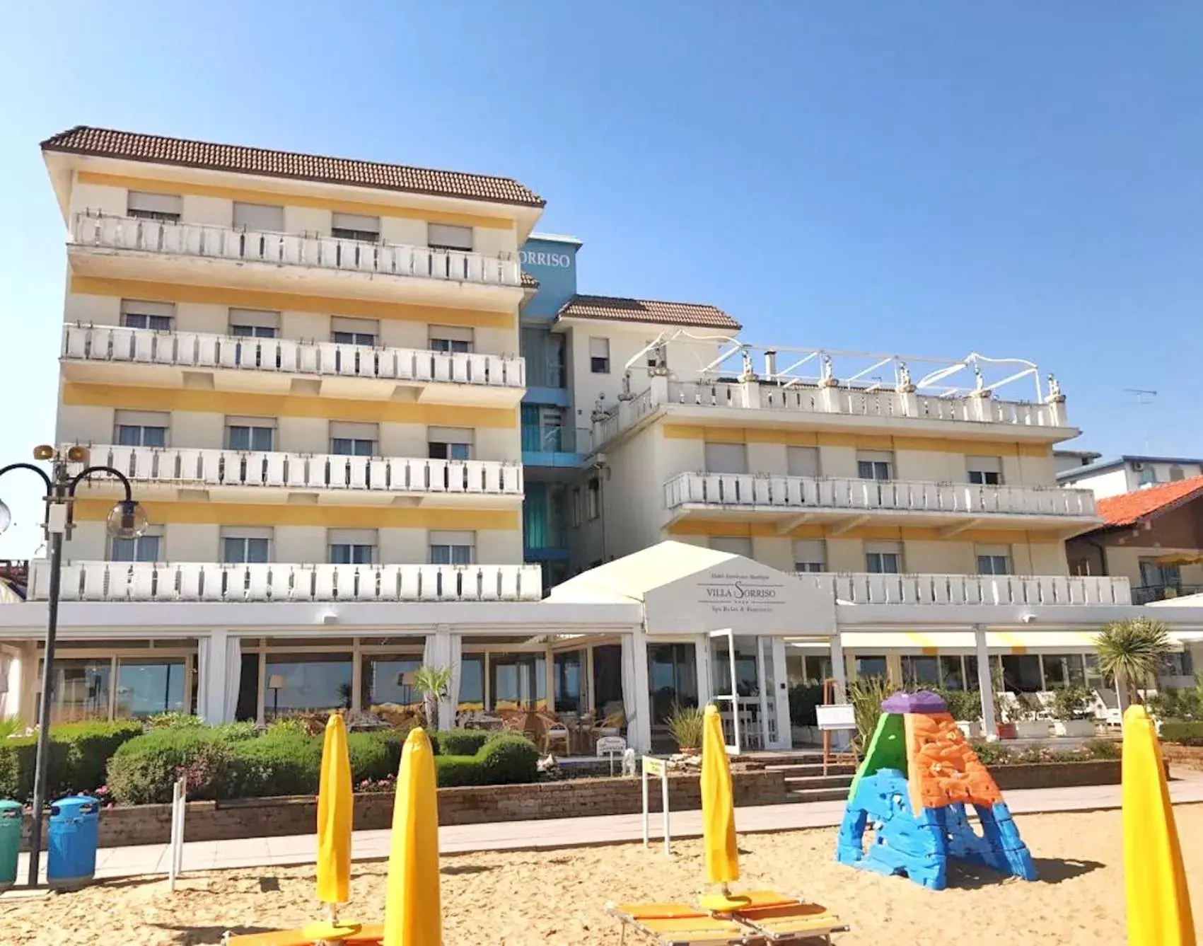 Facade/entrance, Property Building in Hotel Villa Sorriso