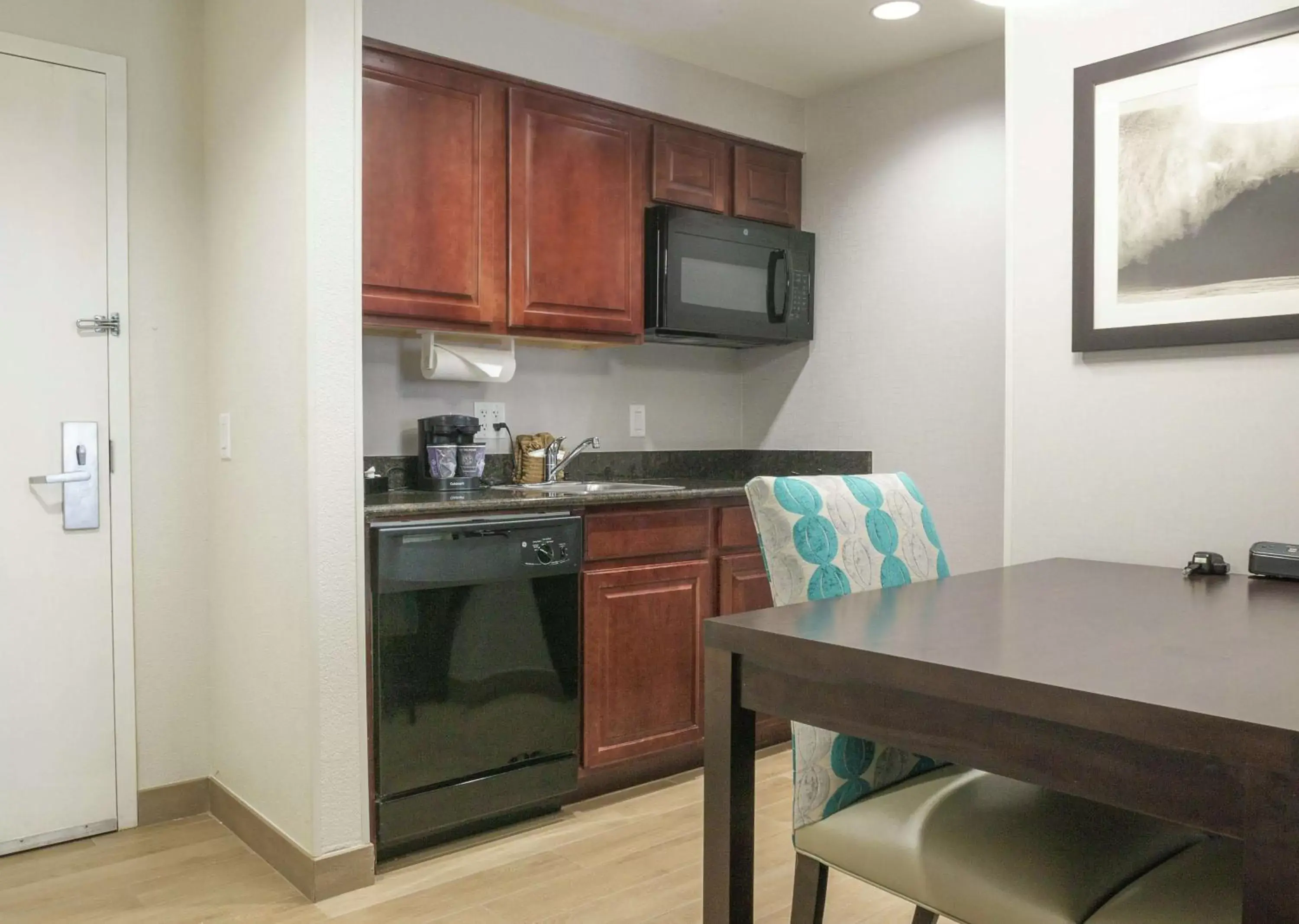 Kitchen or kitchenette, Kitchen/Kitchenette in Homewood Suites by Hilton Miami - Airport West