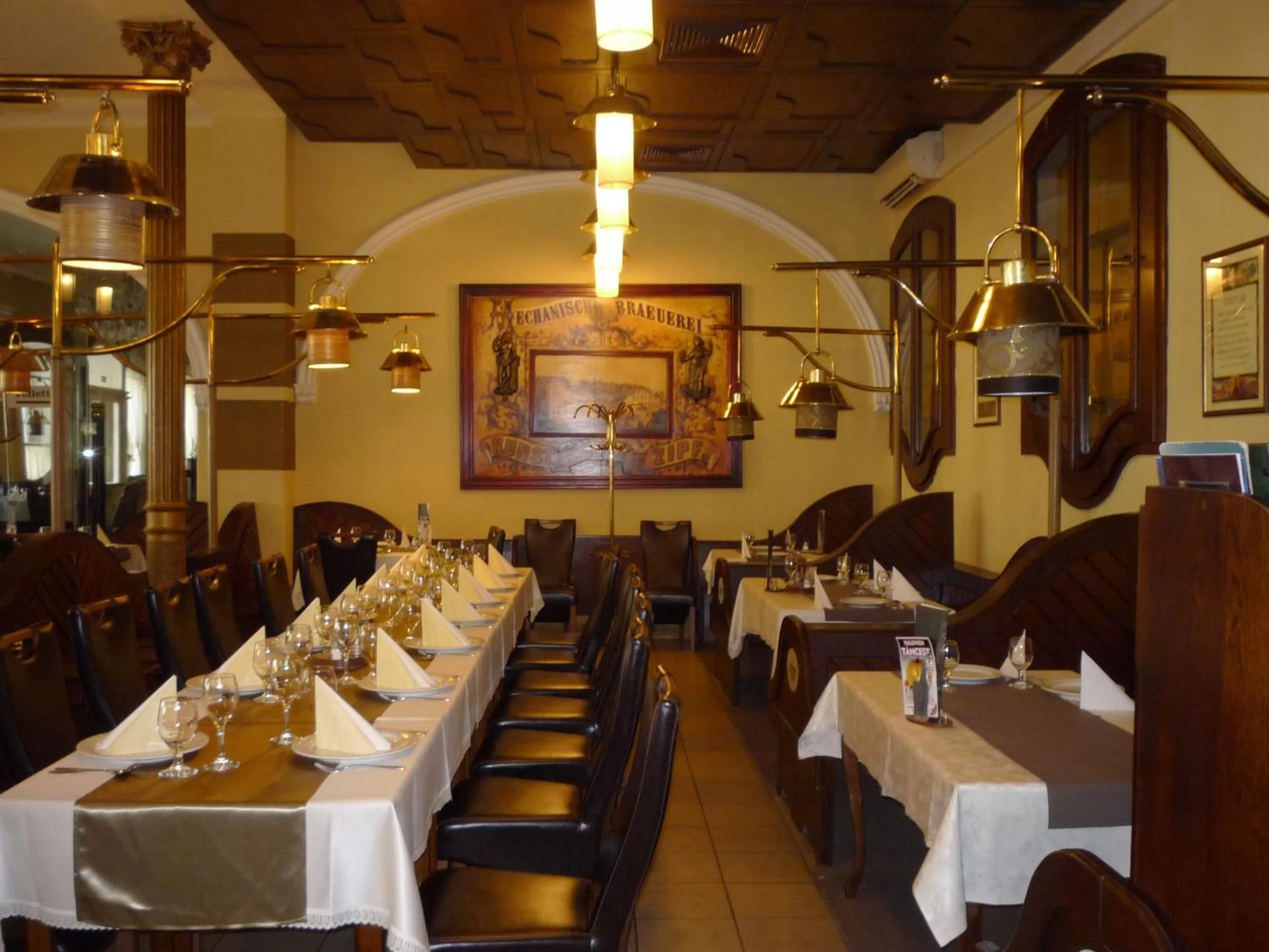 Restaurant/places to eat in Fiume Hotel