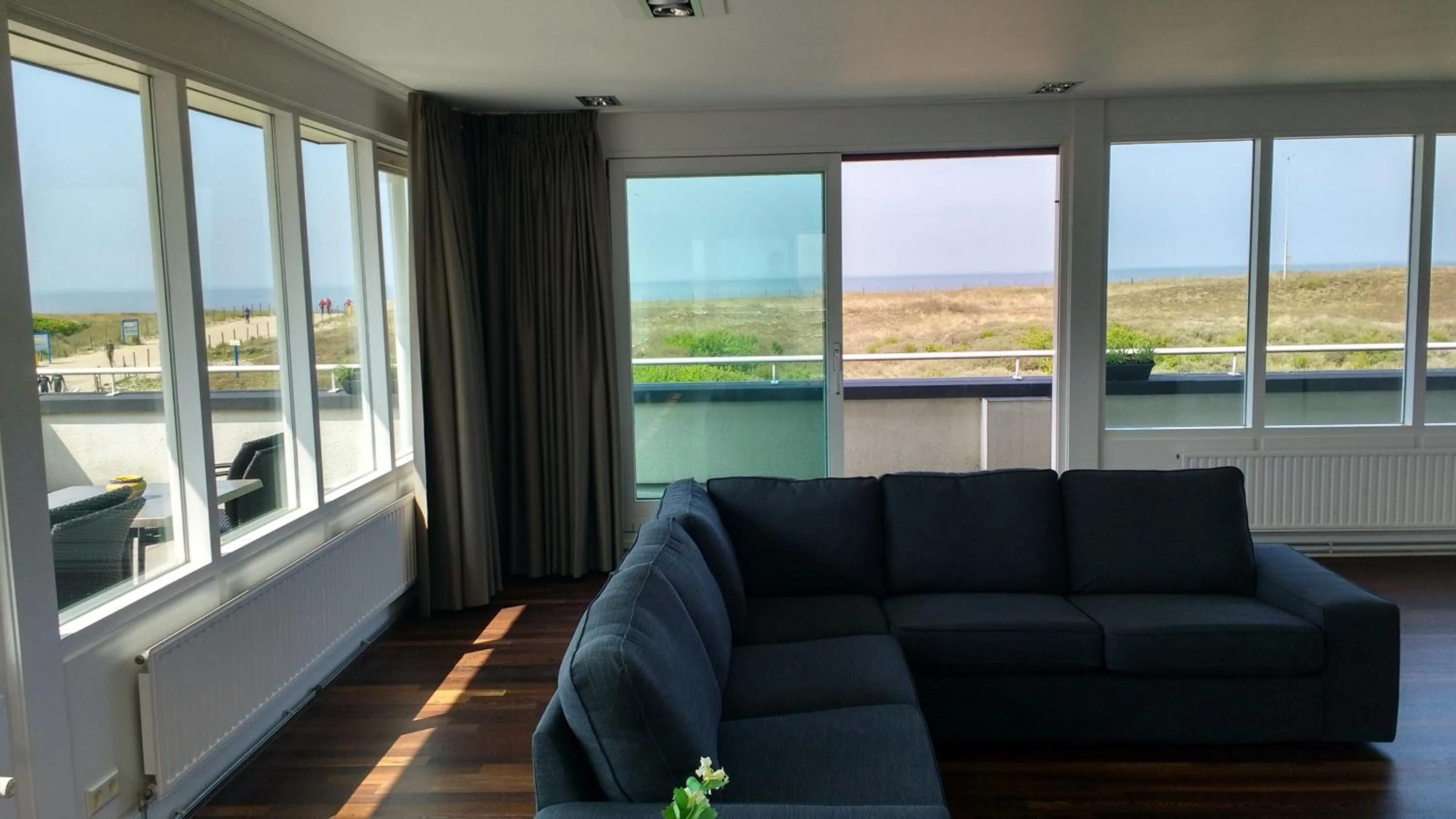 Seating area in Fletcher Hotel - Restaurant Elzenduin