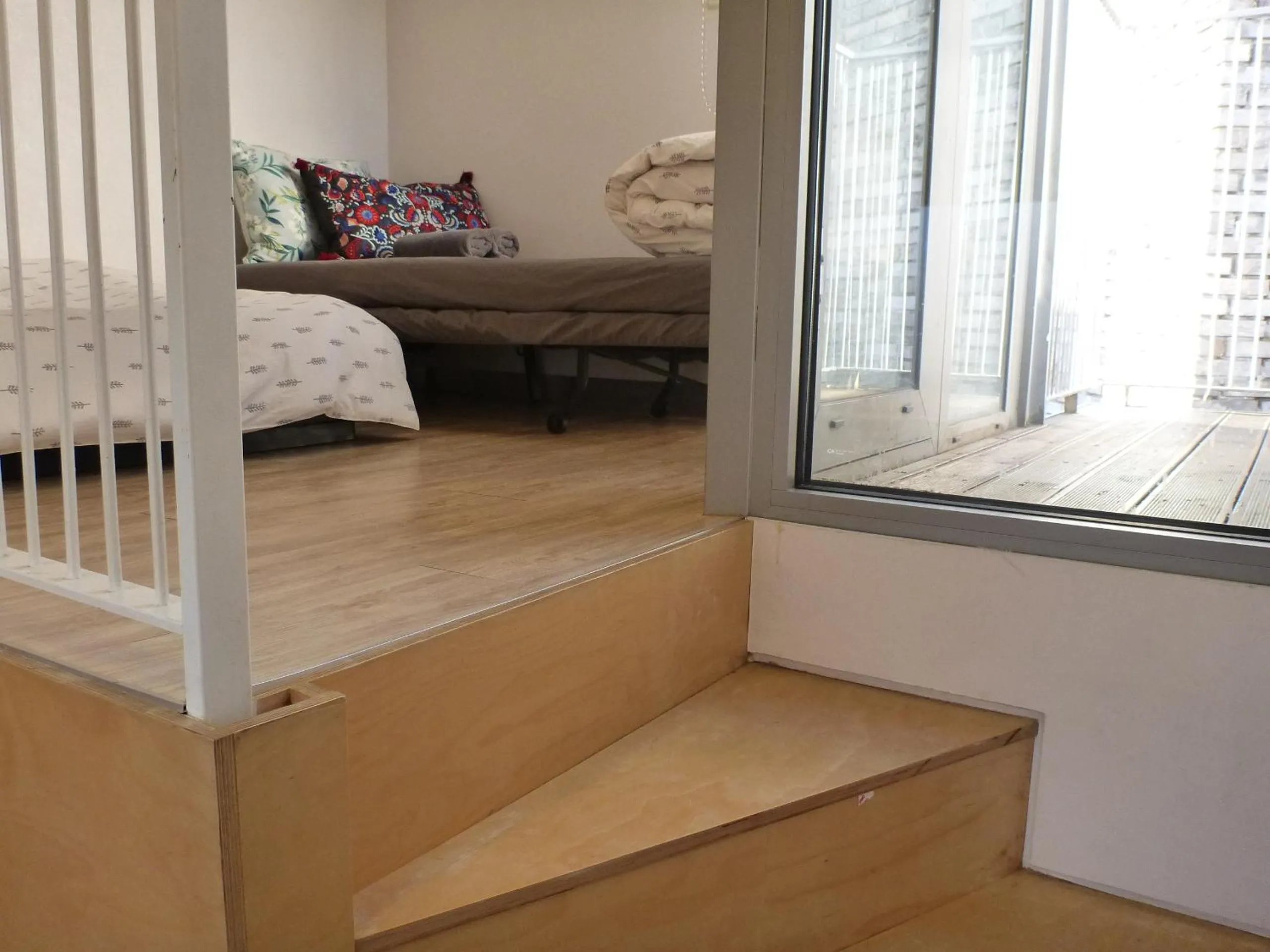 Bedroom, Bed in Inside Busan Hostel