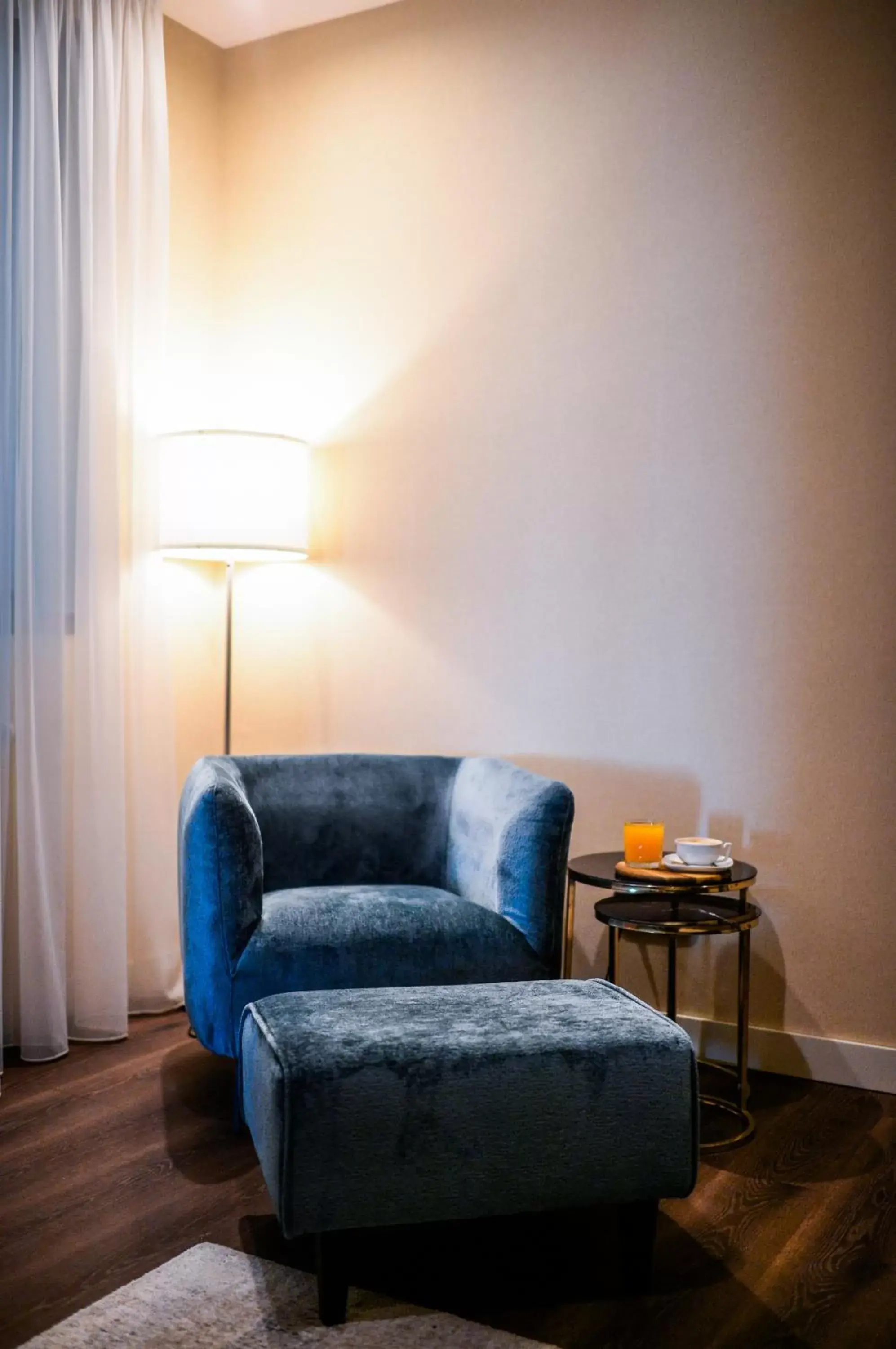 Living room, Seating Area in Crystal Hotel