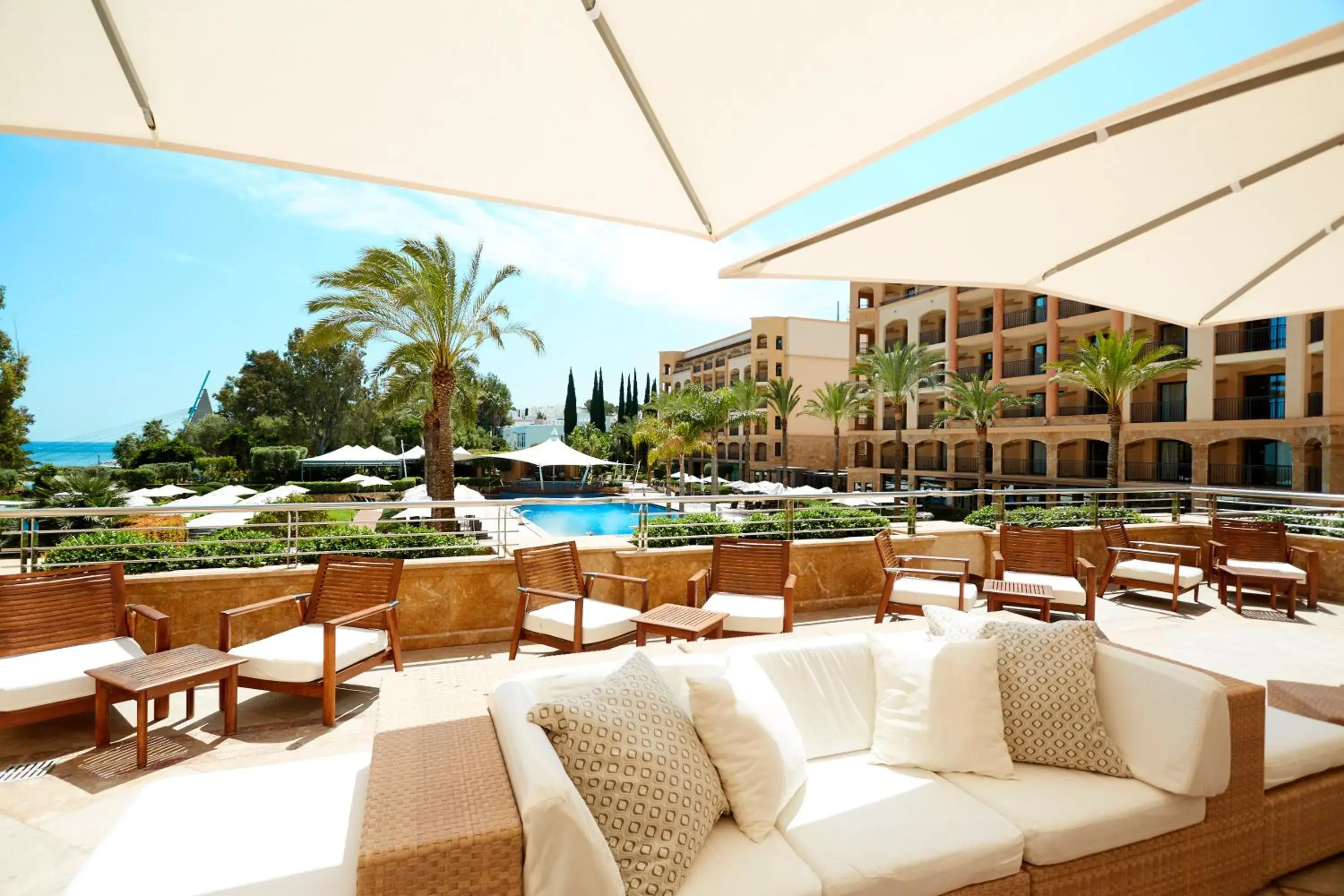 Lounge or bar in Insotel Fenicia Prestige Suites & Spa Lounge or bar in Insotel Fenicia Prestige Suites & Spa