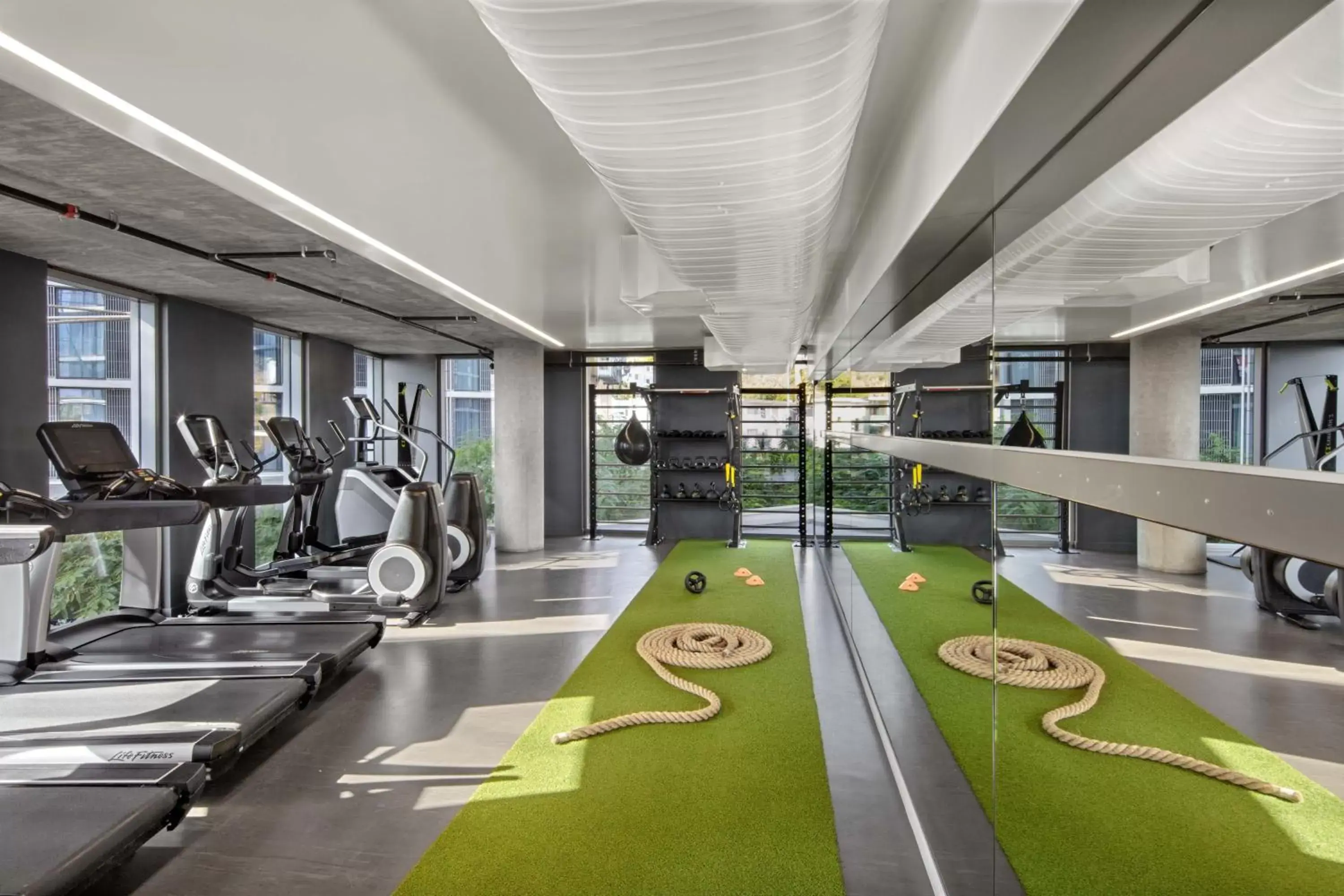 Fitness centre/facilities in 1 Hotel West Hollywood