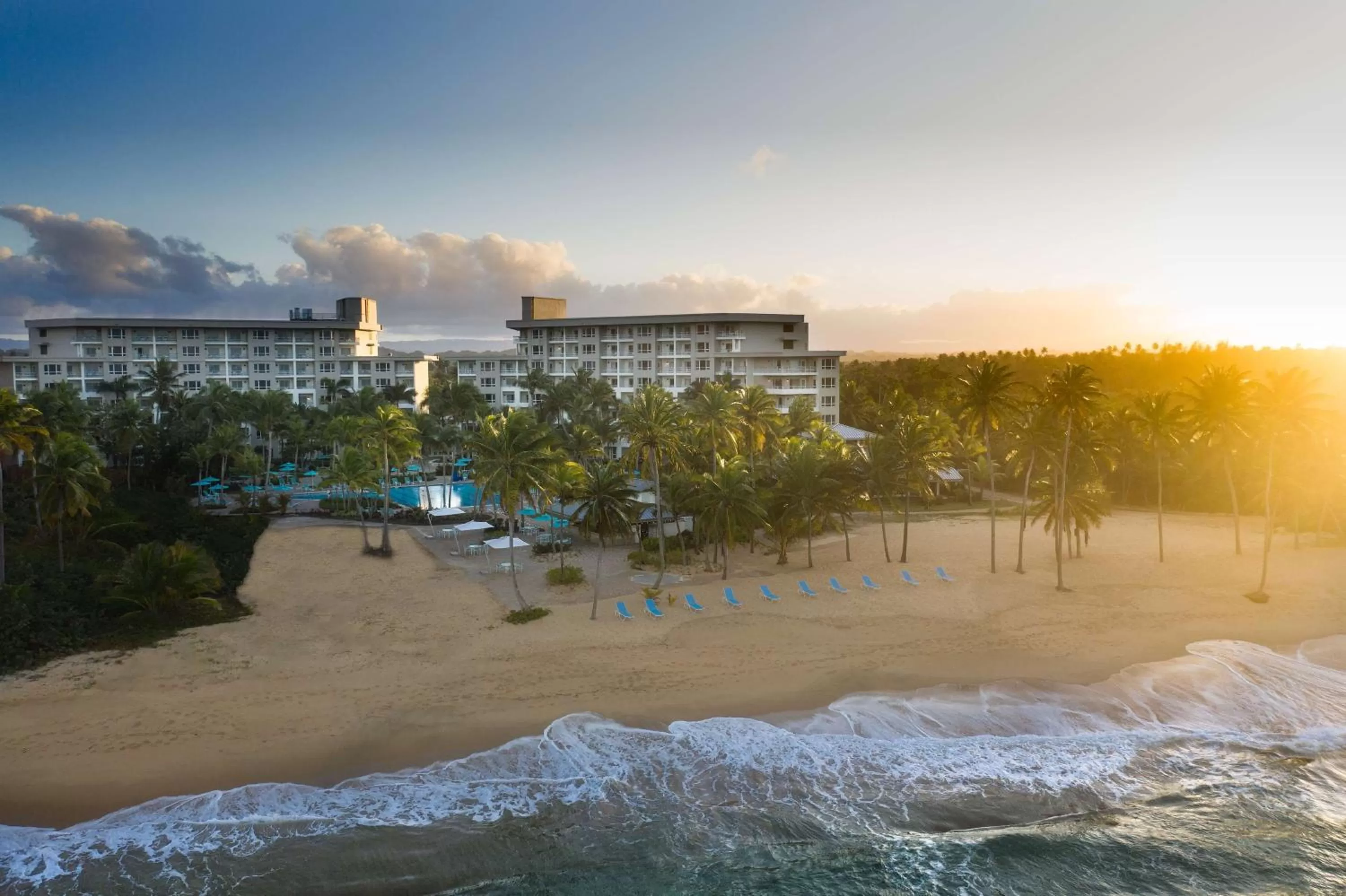 Property building in Hyatt Vacation Club at Hacienda del Mar