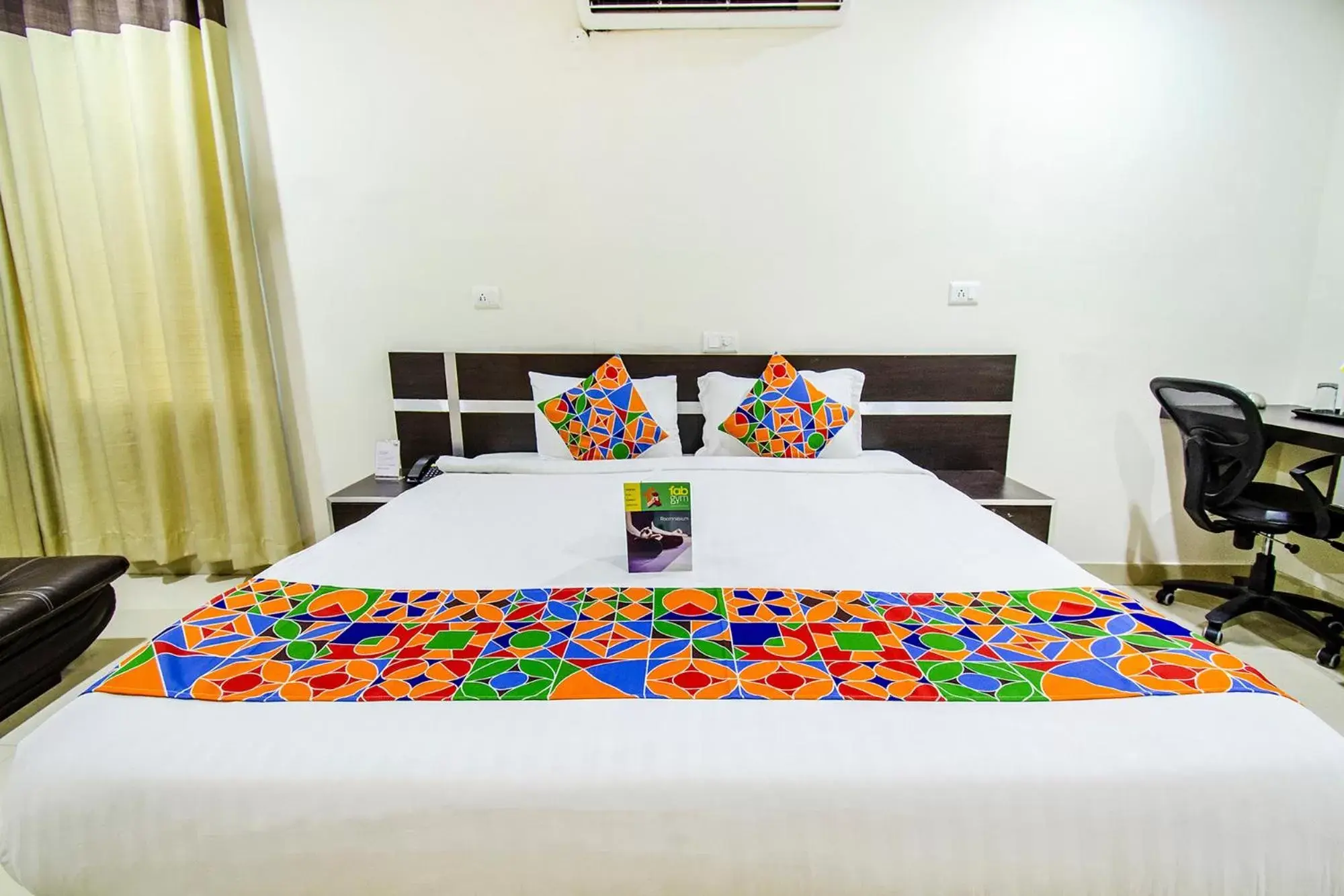 Bed in FabHotel Pride Inn - Nr TCS Deccan Park, Hitech City Bed in FabHotel Pride Inn - Nr TCS Deccan Park, Hitech City
