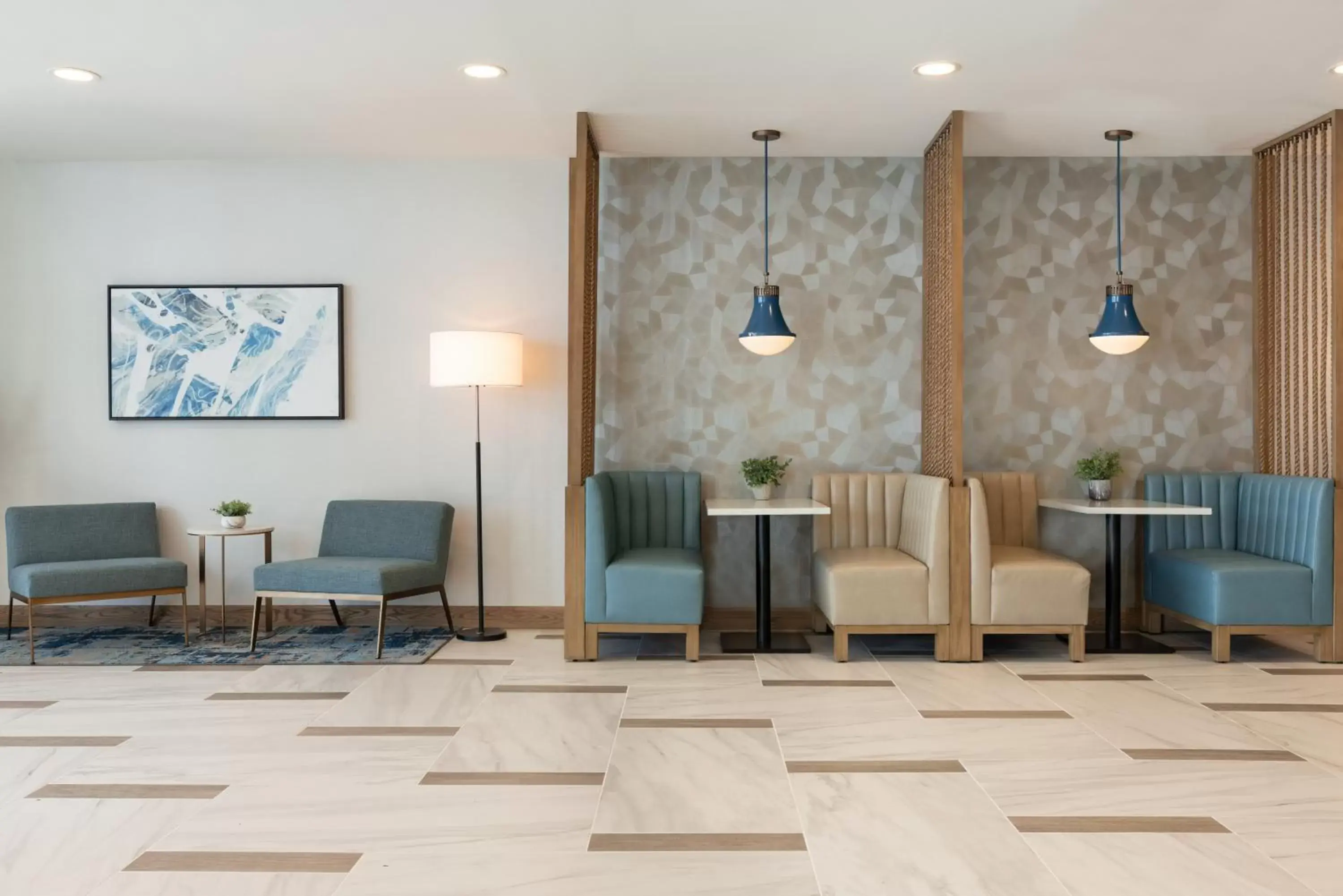 Lobby or reception in Holiday Inn & Suites Ocean City, an IHG Hotel