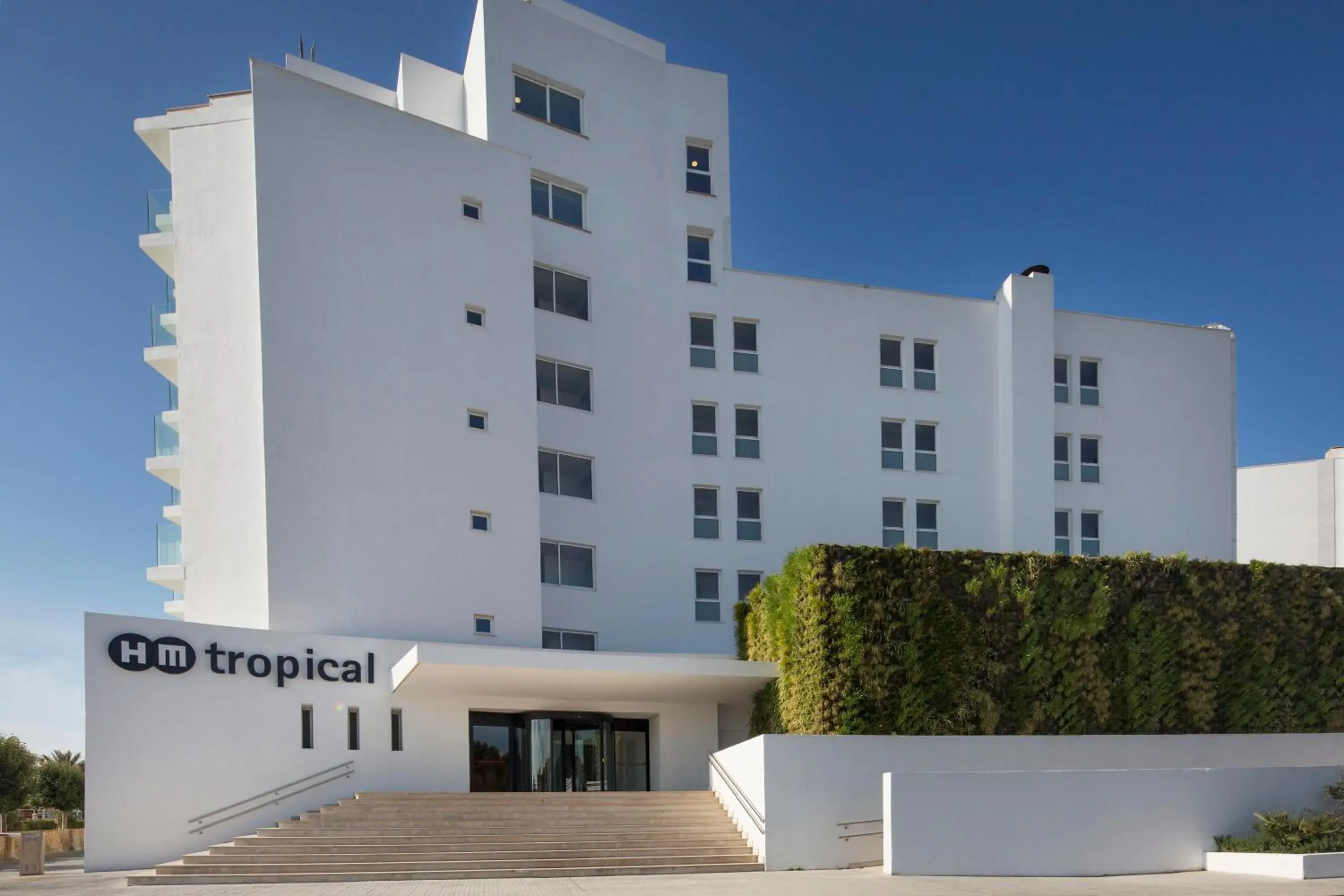 Facade/entrance, Property Building in HM Tropical