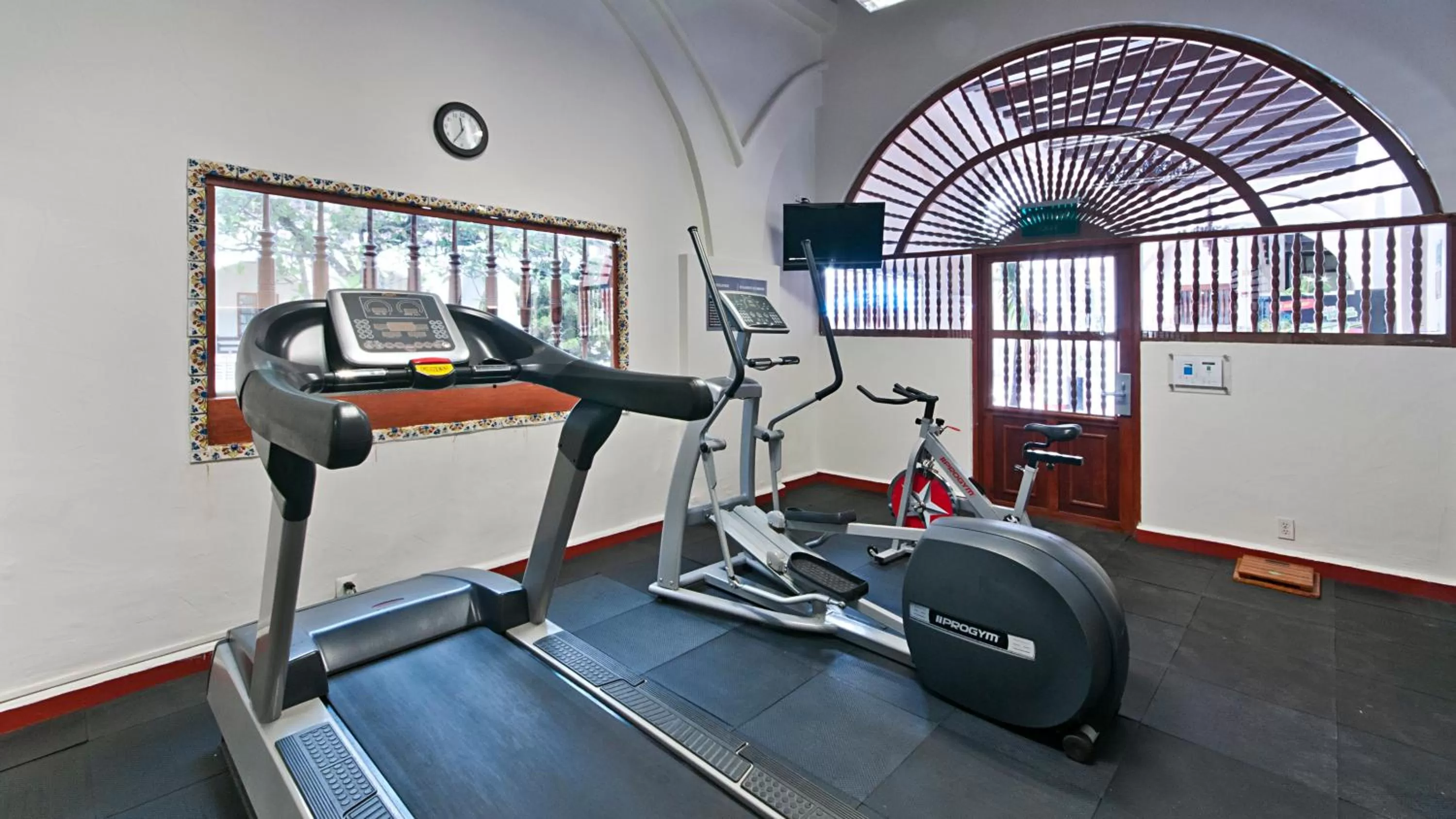 Fitness centre/facilities in Holiday Inn Express Veracruz Centro Historico by IHG