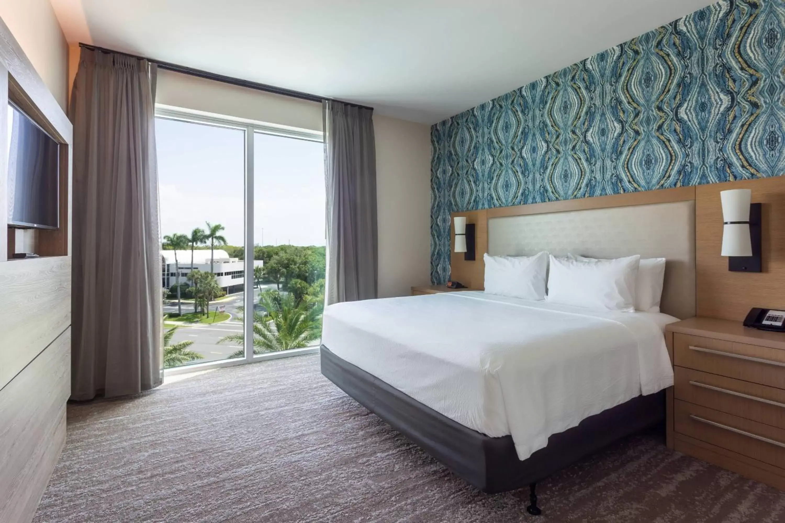 Bedroom, Bed in Residence Inn Palm Beach Gardens