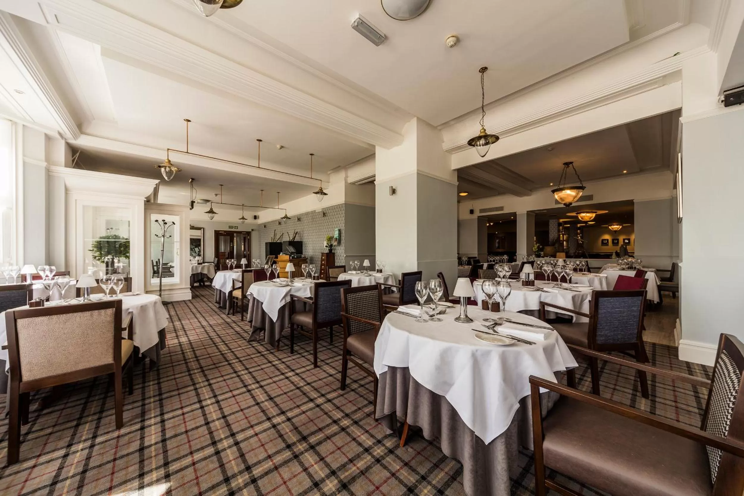 Restaurant/places to eat in The Old Ship Hotel