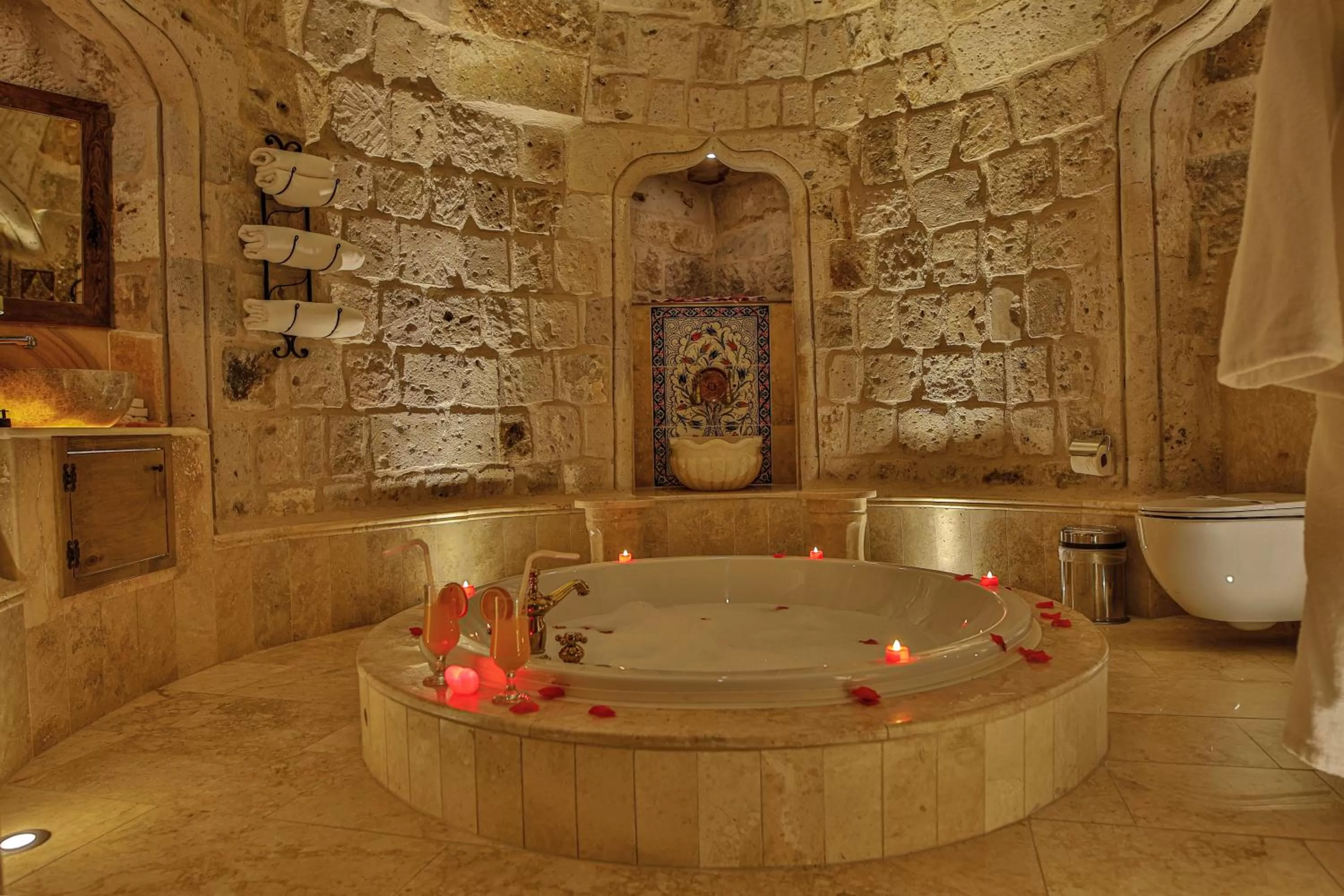 Bathroom in Şah Saray Cave Suites Halal Hotel