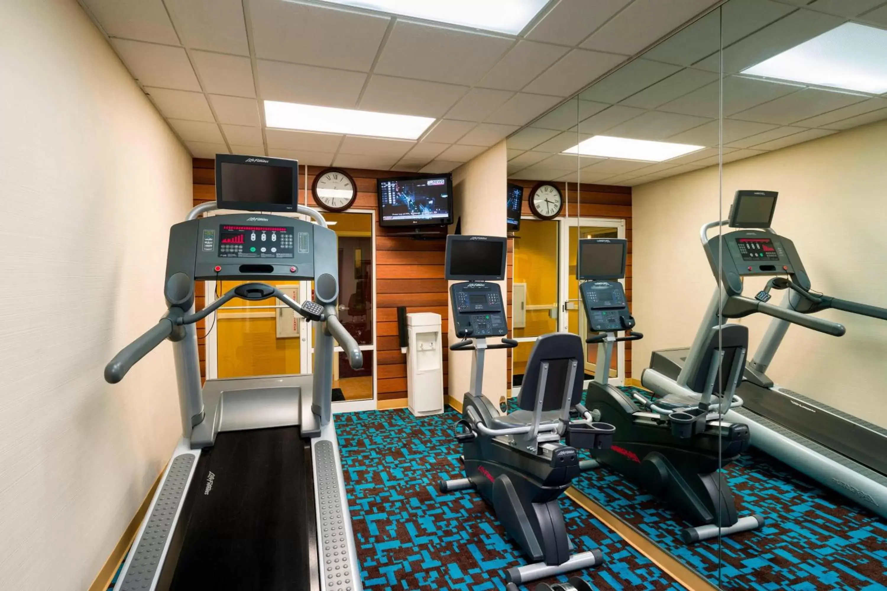 Fitness centre/facilities, Fitness Center/Facilities in Fairfield Inn & Suites by Marriott Allentown Bethlehem/Lehigh Valley Airport