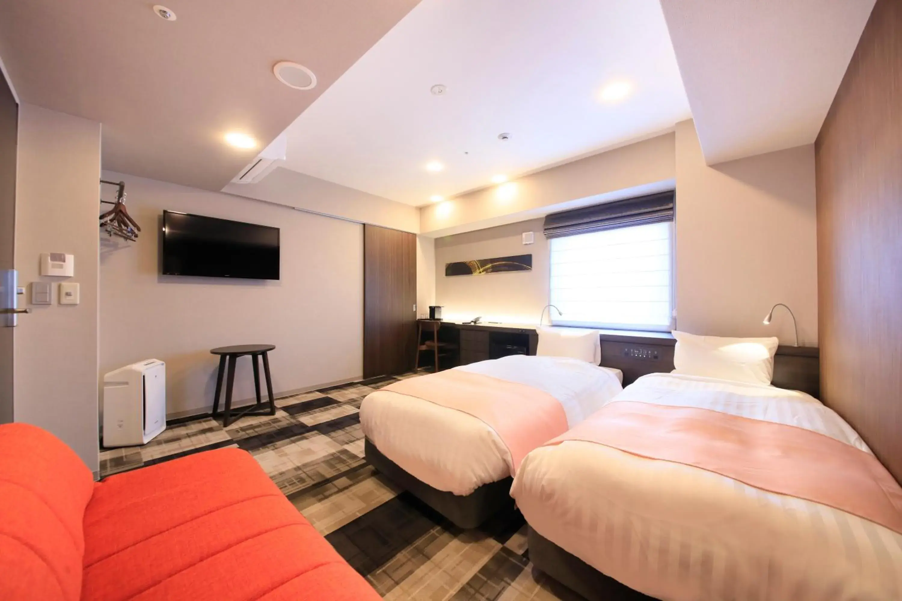 Photo of the whole room, Bed in S-peria Inn Osaka Hommachi