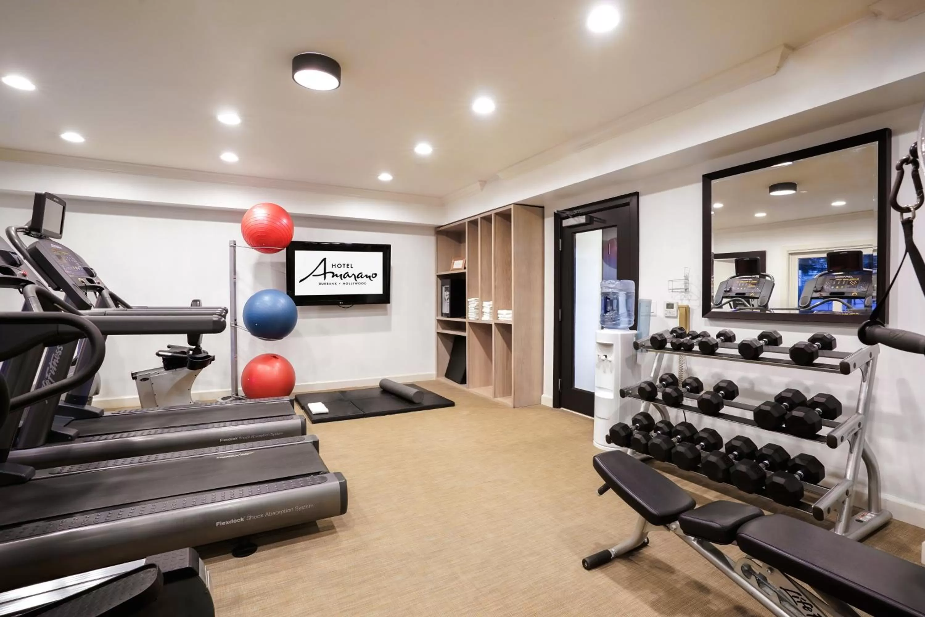 Fitness centre/facilities in Hotel Amarano Burbank-Hollywood