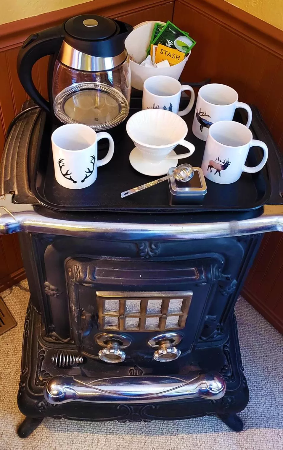 Coffee/tea facilities in 2 Cranes Inn - Zion