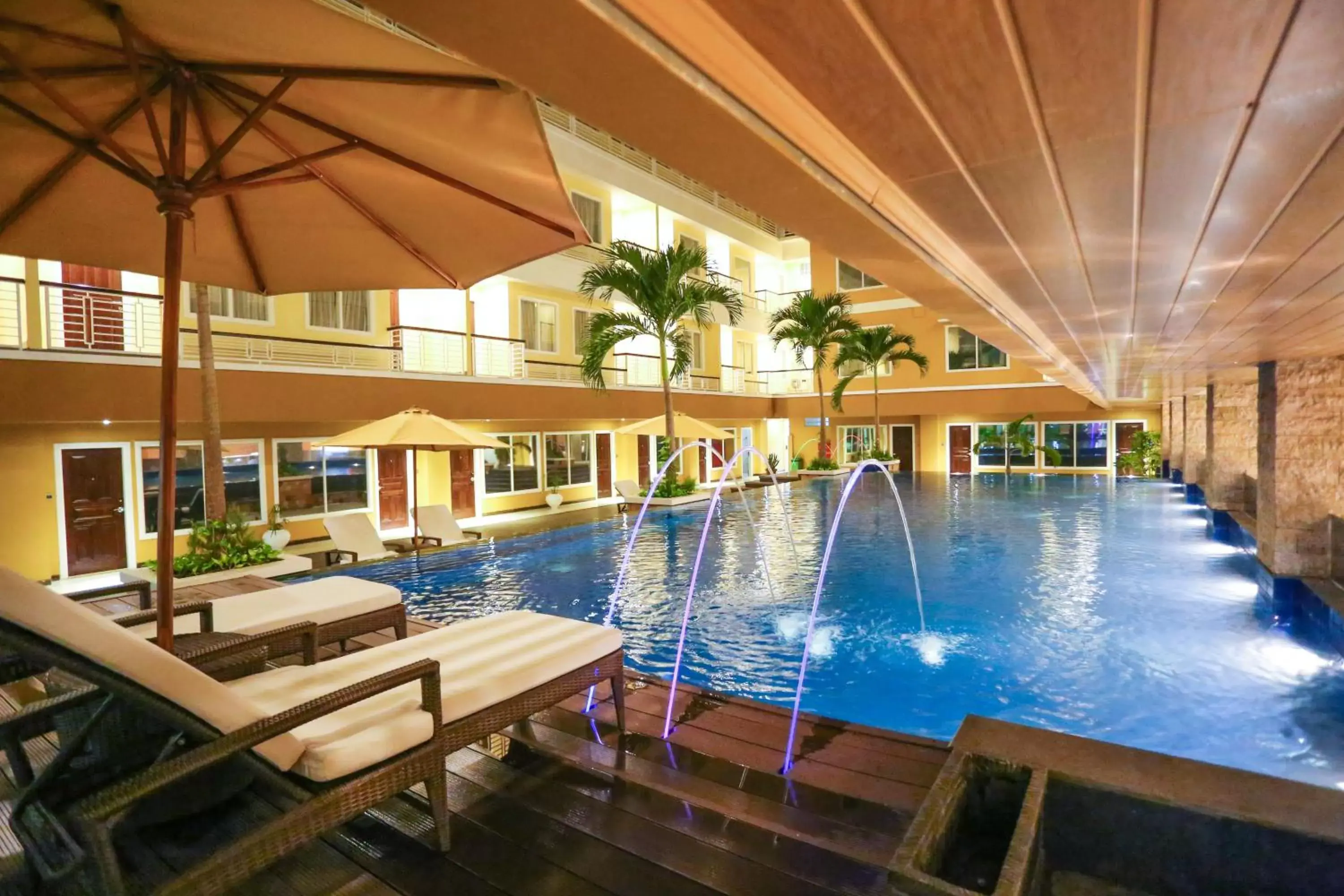 Swimming Pool in Sylvia Hotel Kupang