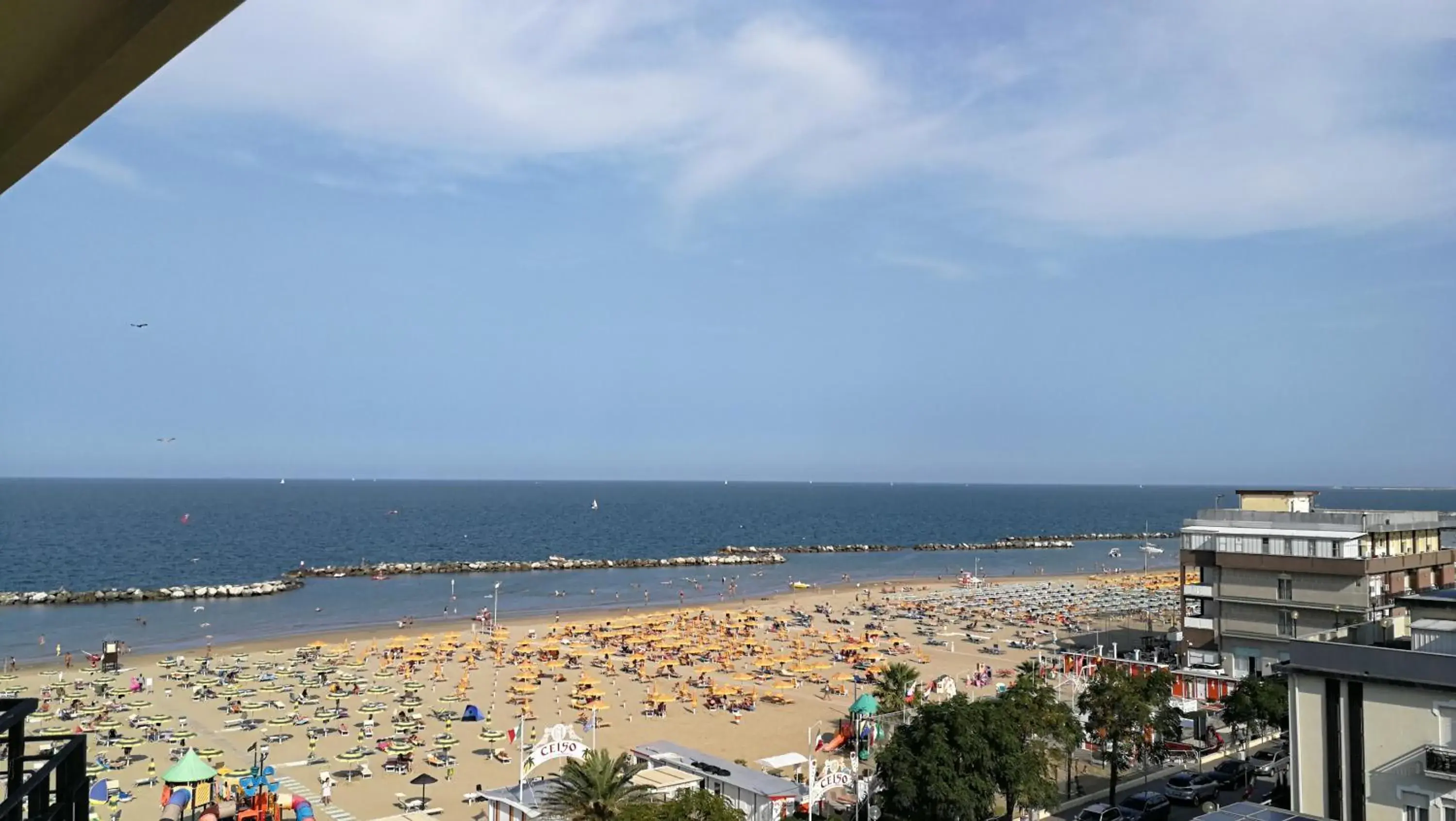 Sea view in Hotel Montmartre