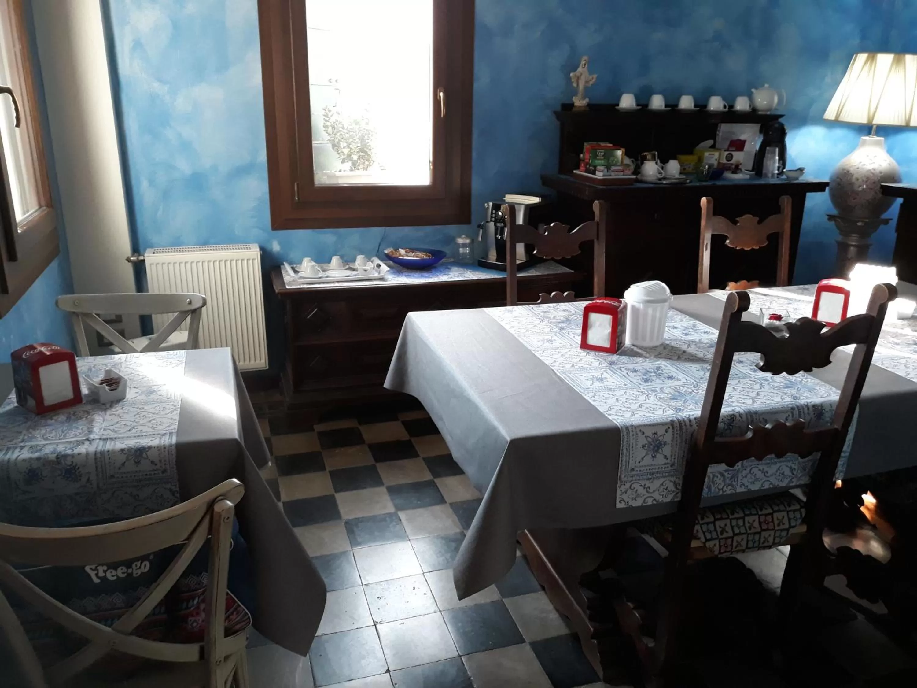 Communal lounge/ TV room in Barone Rosso