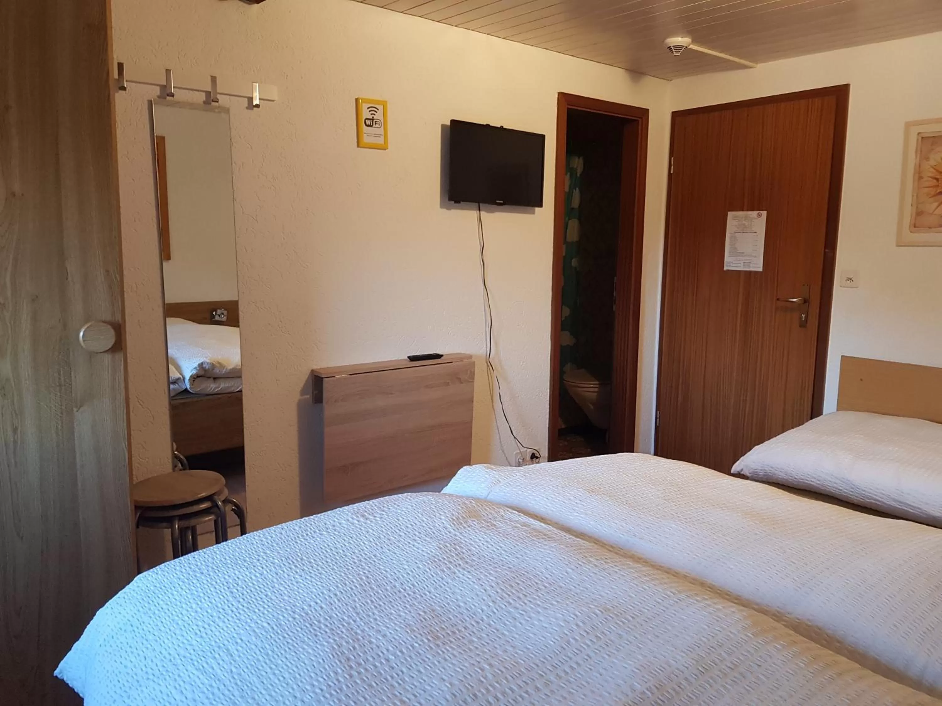 Bed in Garni-Hotel Mühletal