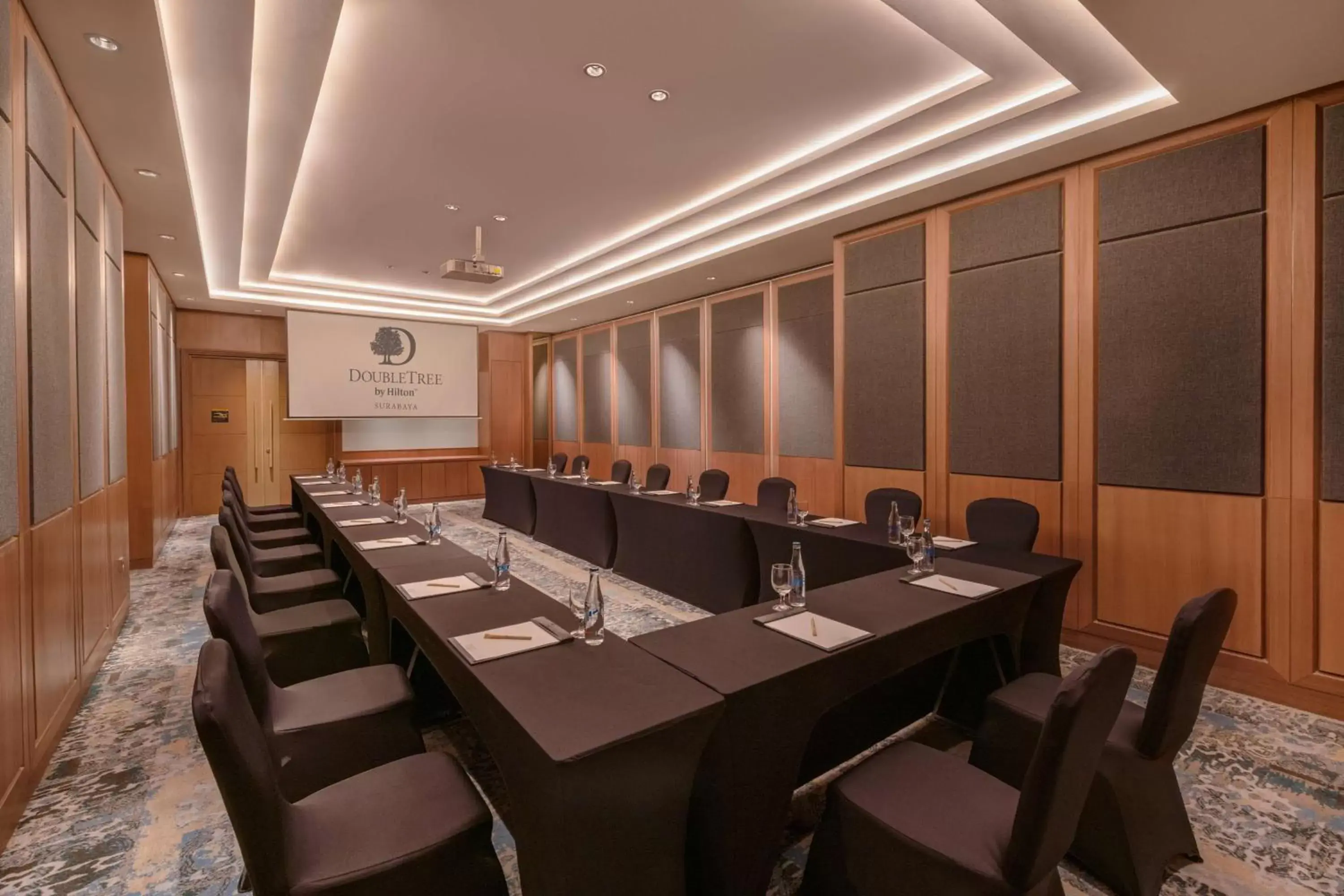 Meeting/conference room in DoubleTree by Hilton Surabaya
