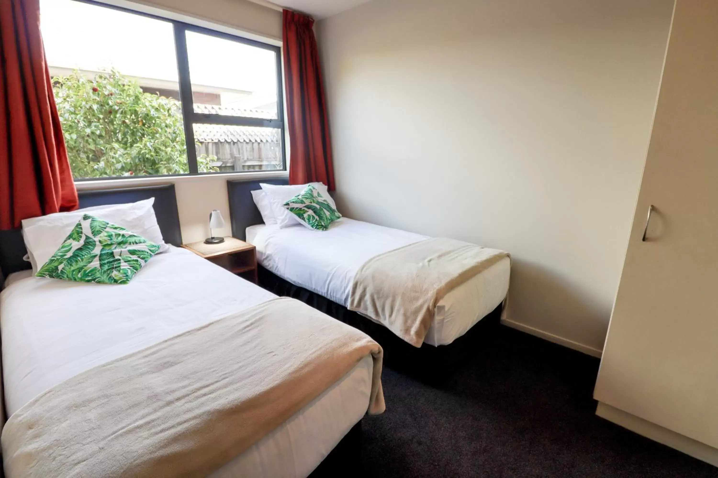 Bedroom, Bed in Coleraine Suites & Apartments