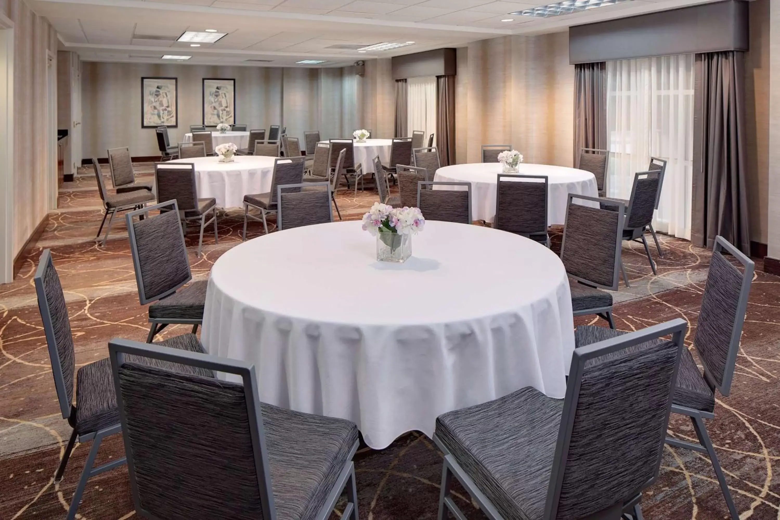 Meeting/conference room, Restaurant/Places to Eat in Homewood Suites Nashville/Brentwood