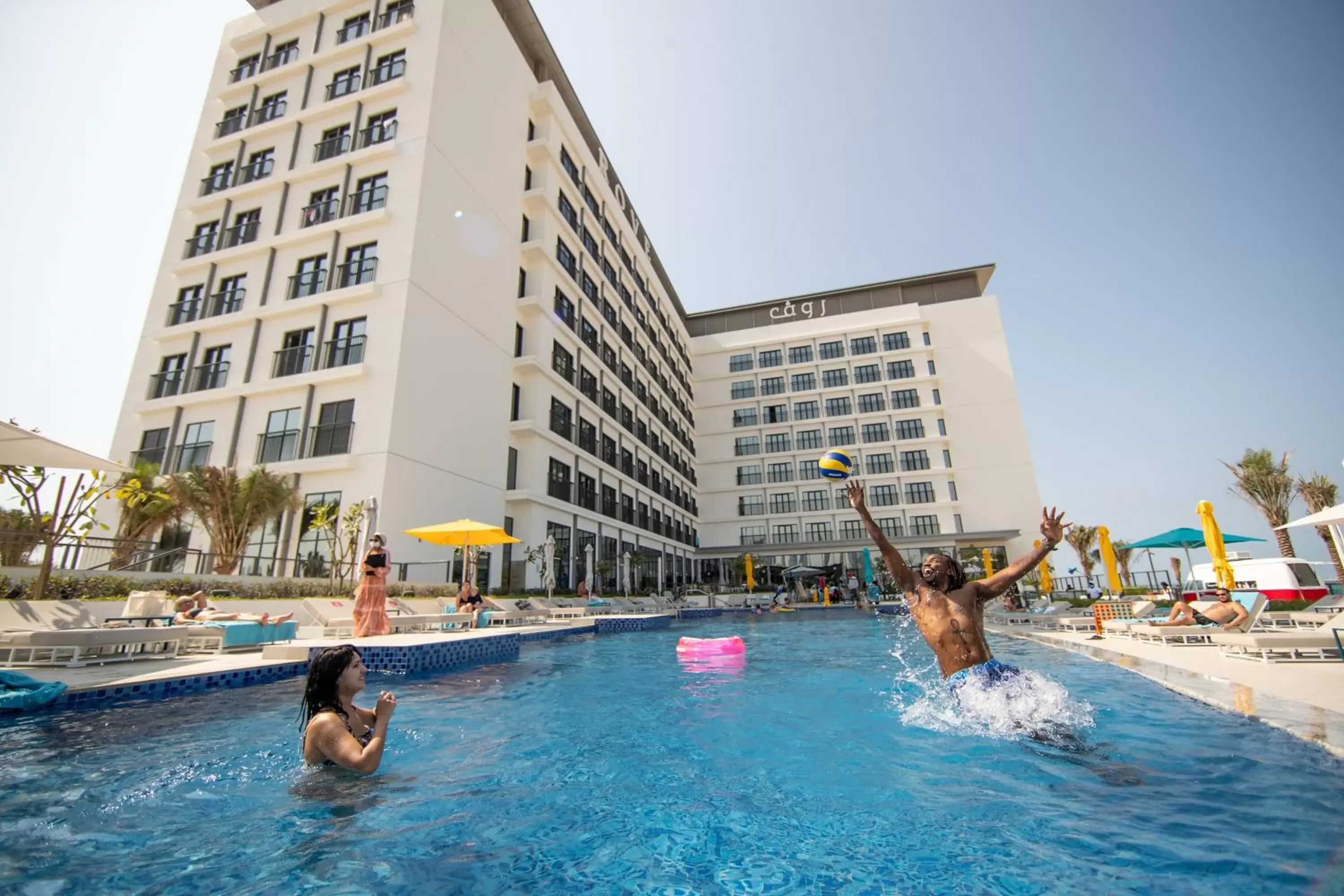 Swimming pool in Rove La Mer Beach, Jumeirah