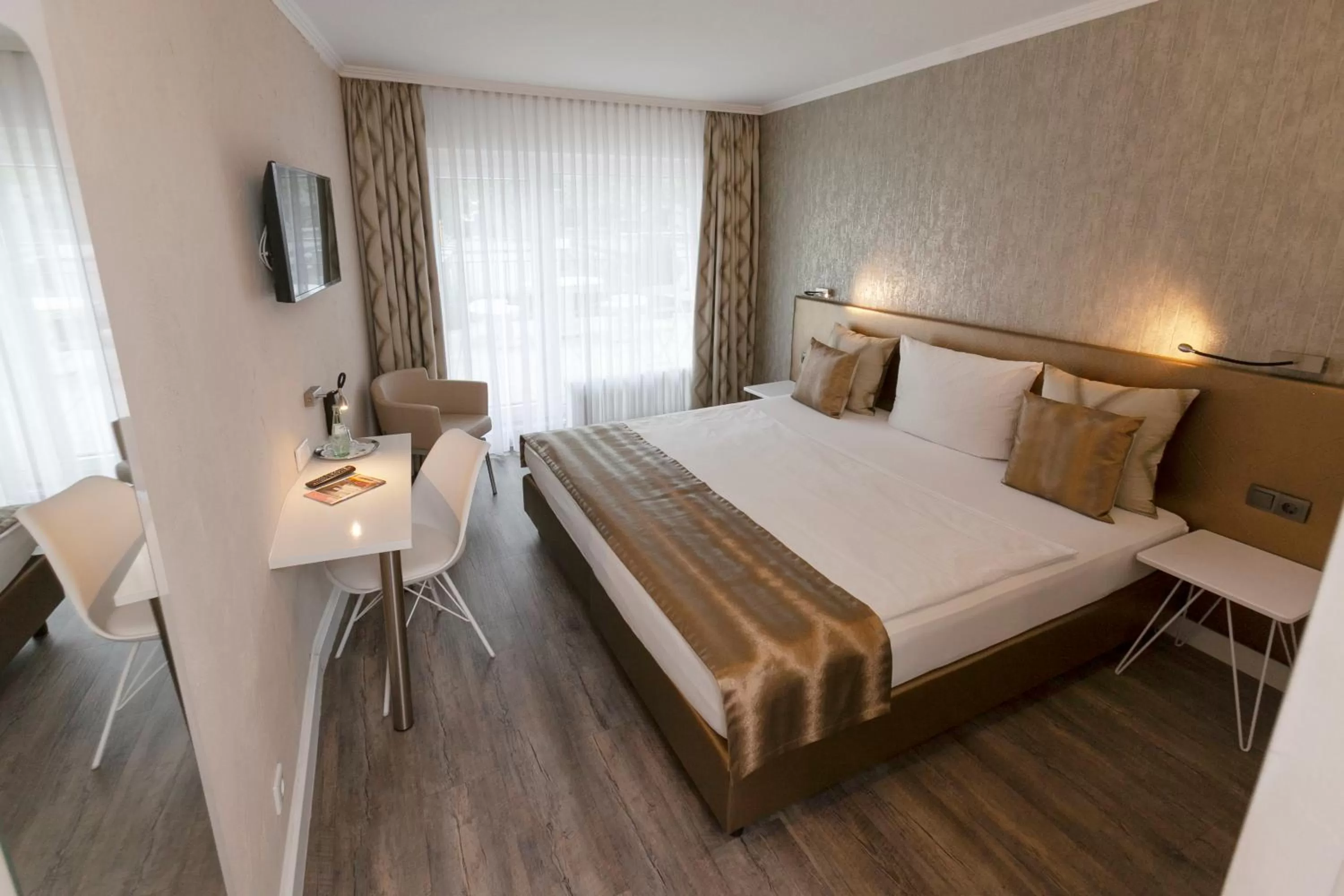 Bed in Hotel Prinz Anton