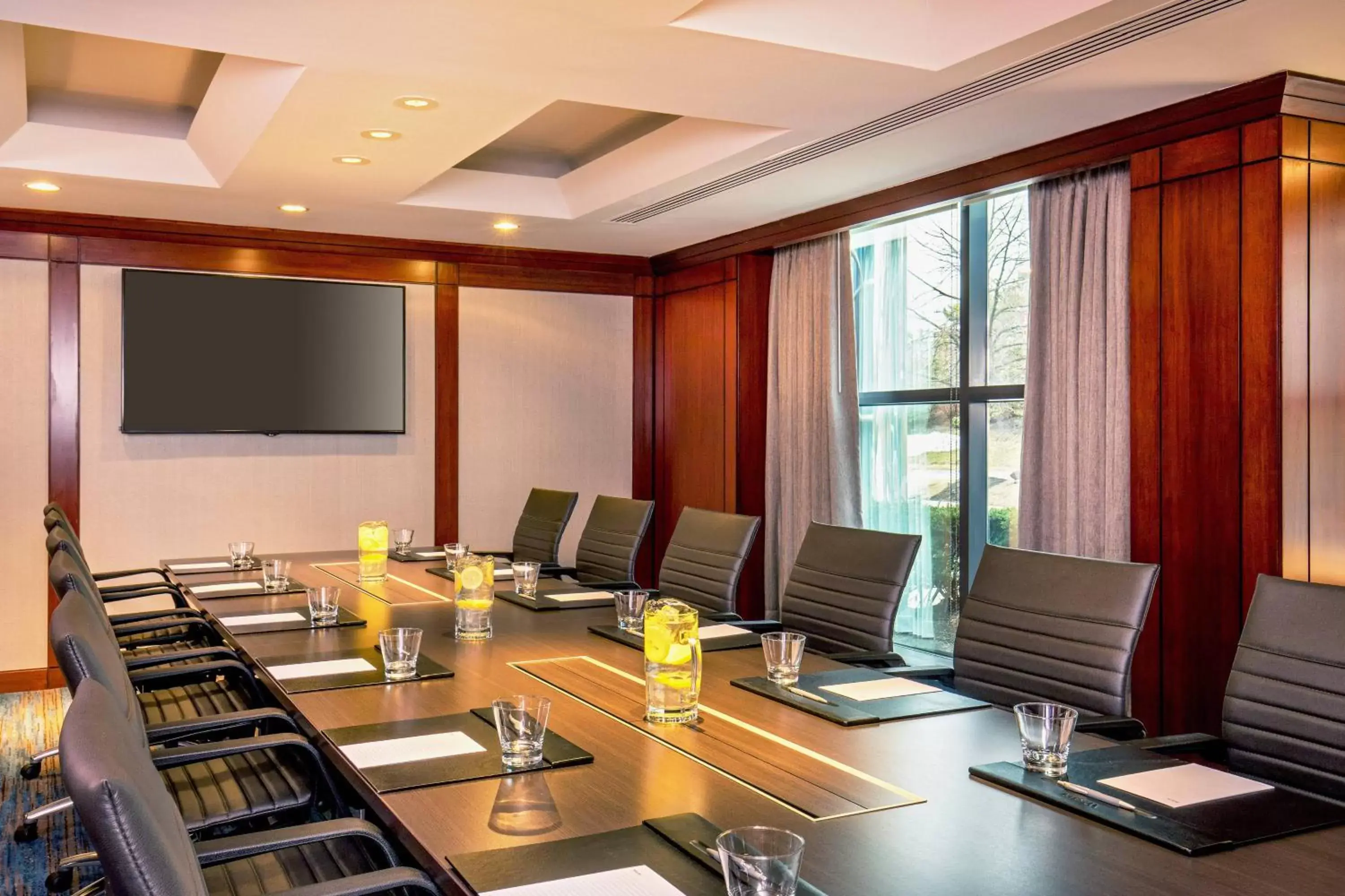 Meeting/conference room, Business Area/Conference Room in The Westin Waltham Boston