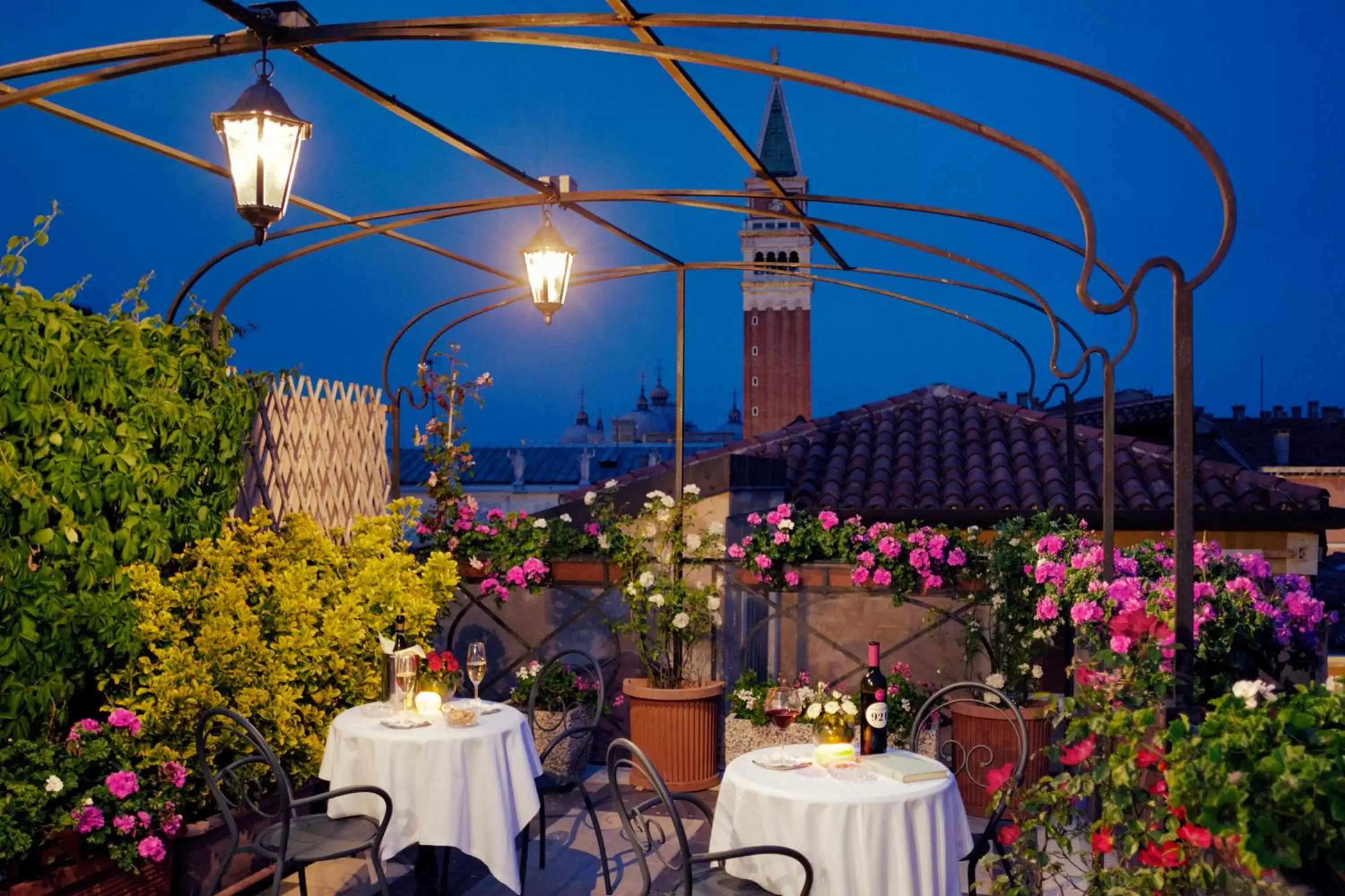 Balcony/Terrace, Restaurant/Places to Eat in Hotel Firenze