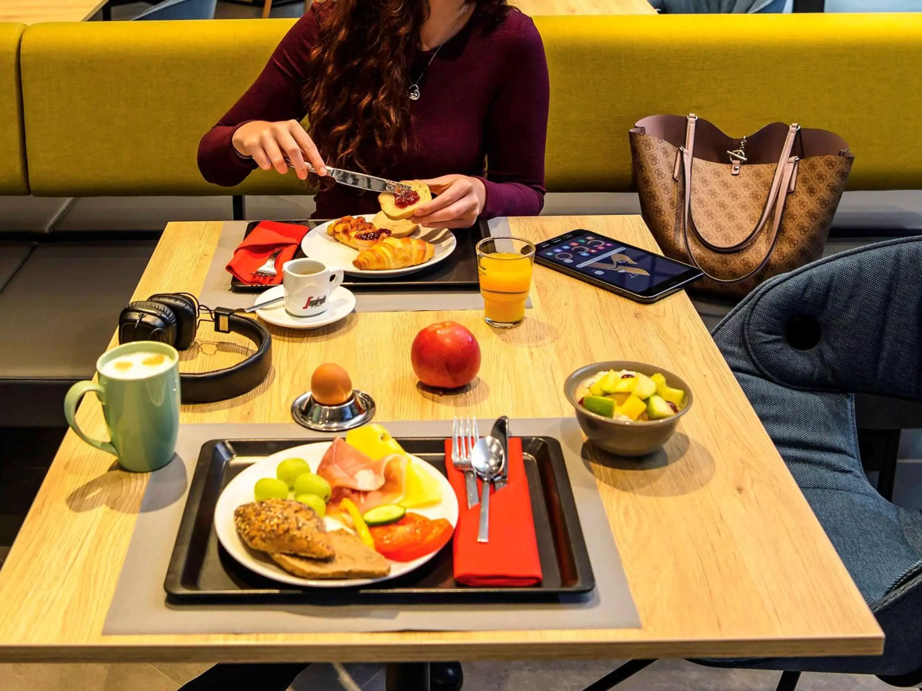 Restaurant/places to eat in ibis Hotel Muenchen City West
