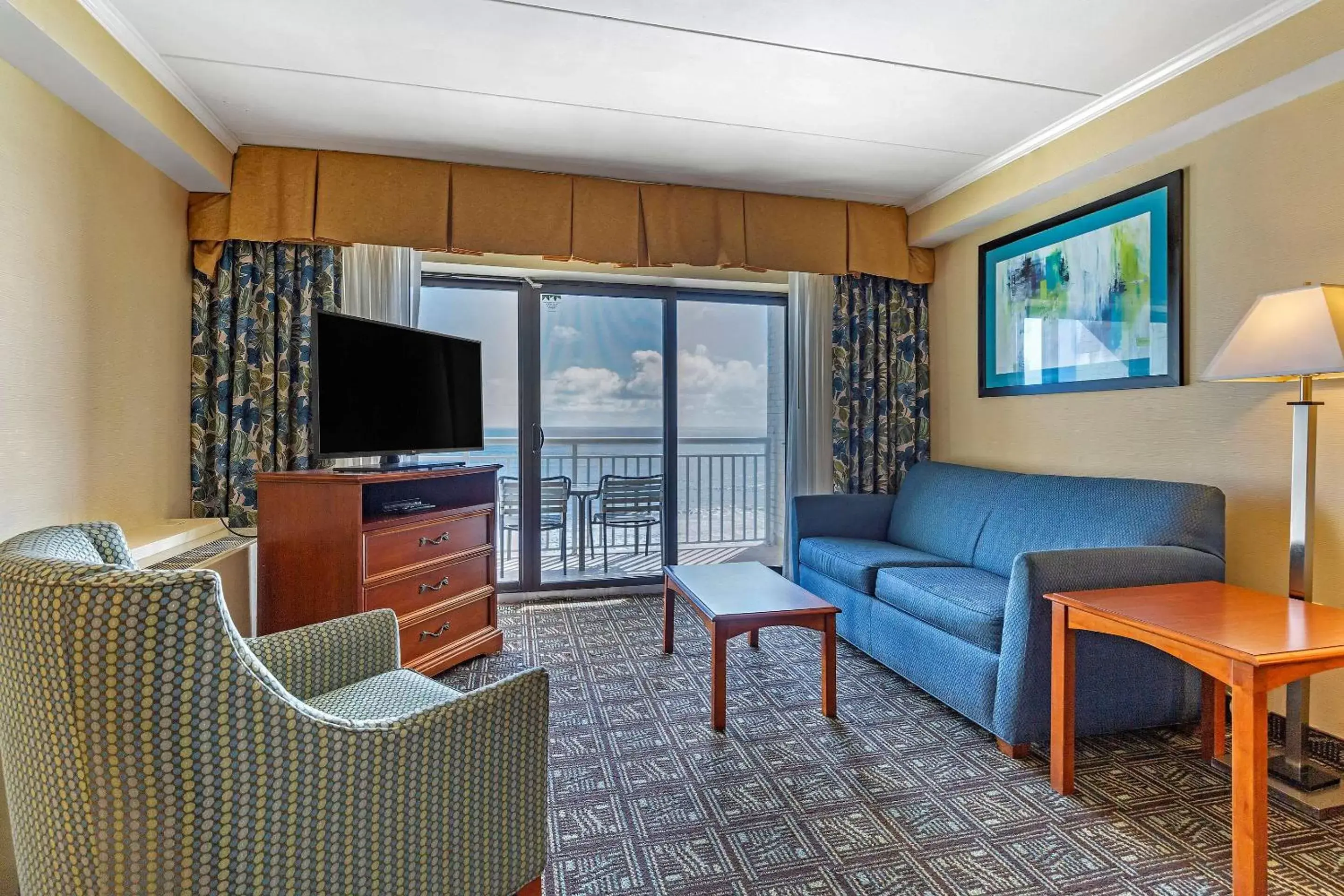 Photo of the whole room, Seating Area in Quality Inn Boardwalk