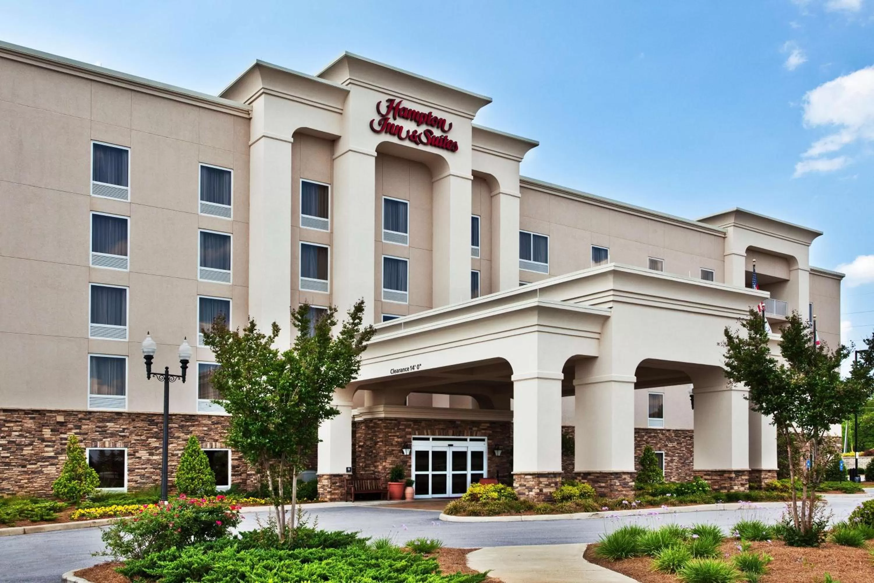 Property building in Hampton Inn & Suites Lanett/West Point