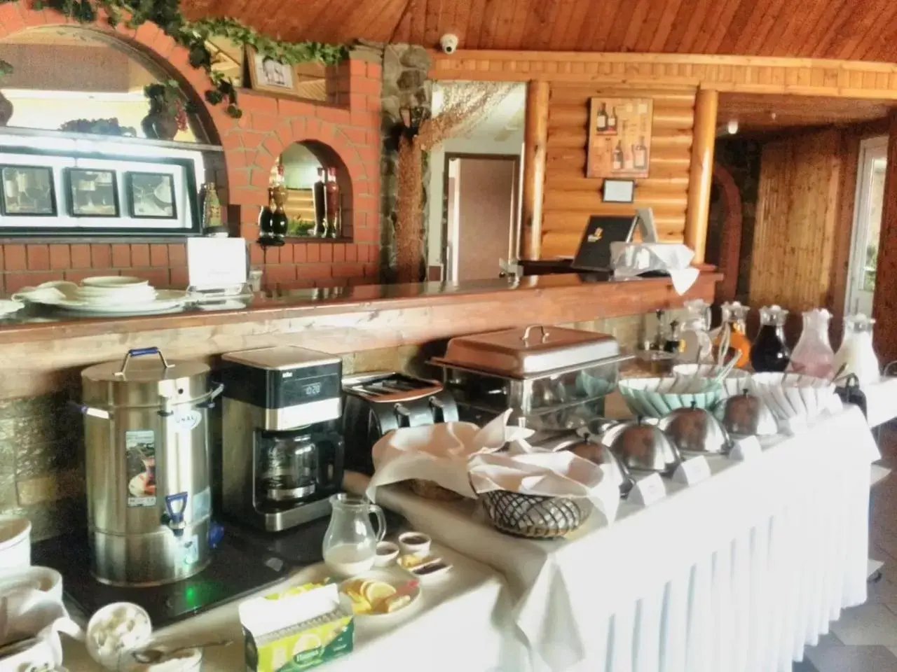 Restaurant/places to eat in Rahat Hotel Restaurant/places to eat in Rahat Hotel