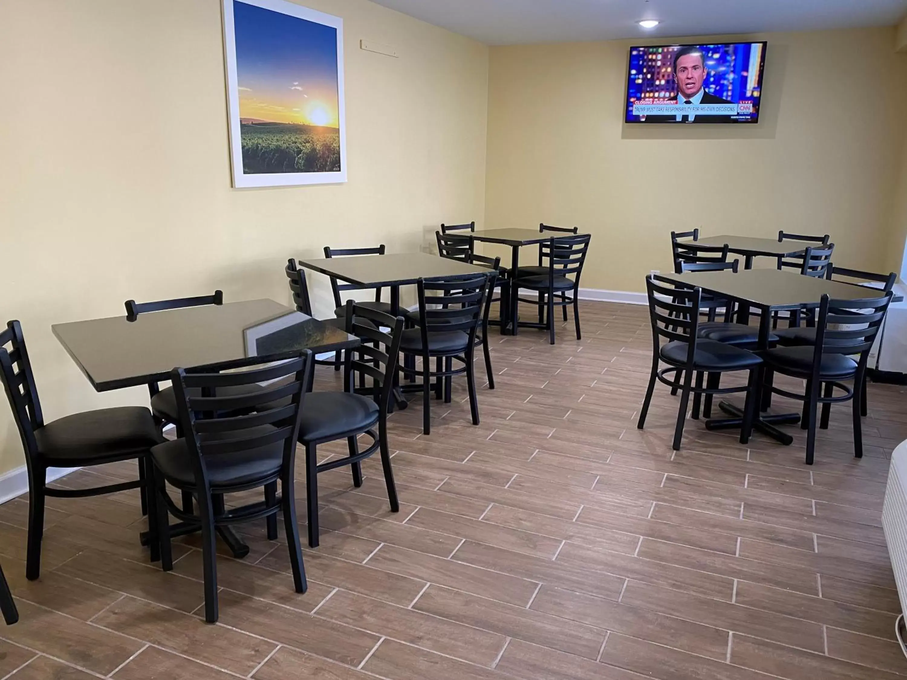 Restaurant/places to eat in Days Inn by Wyndham Atlanta/Southlake/Morrow Restaurant/places to eat in Days Inn by Wyndham Atlanta/Southlake/Morrow